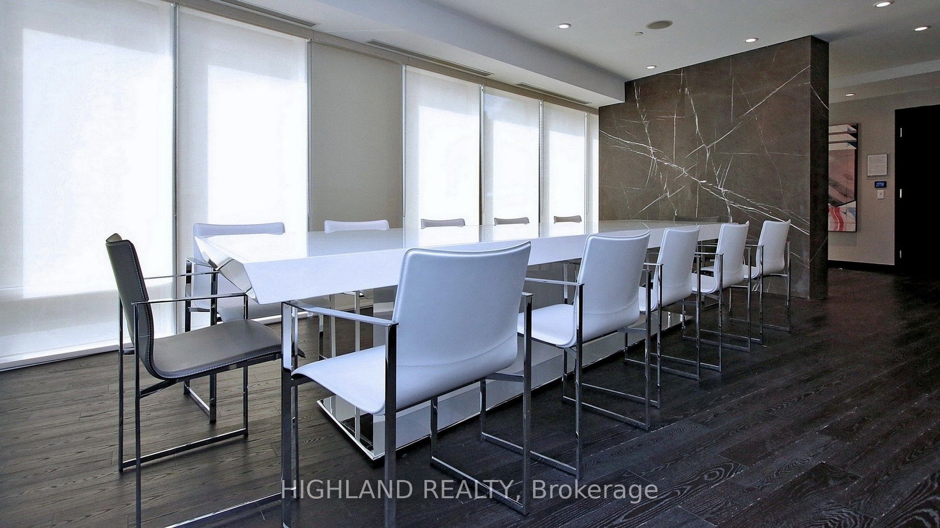 8 The Esplanade 2506 Property Photo 15