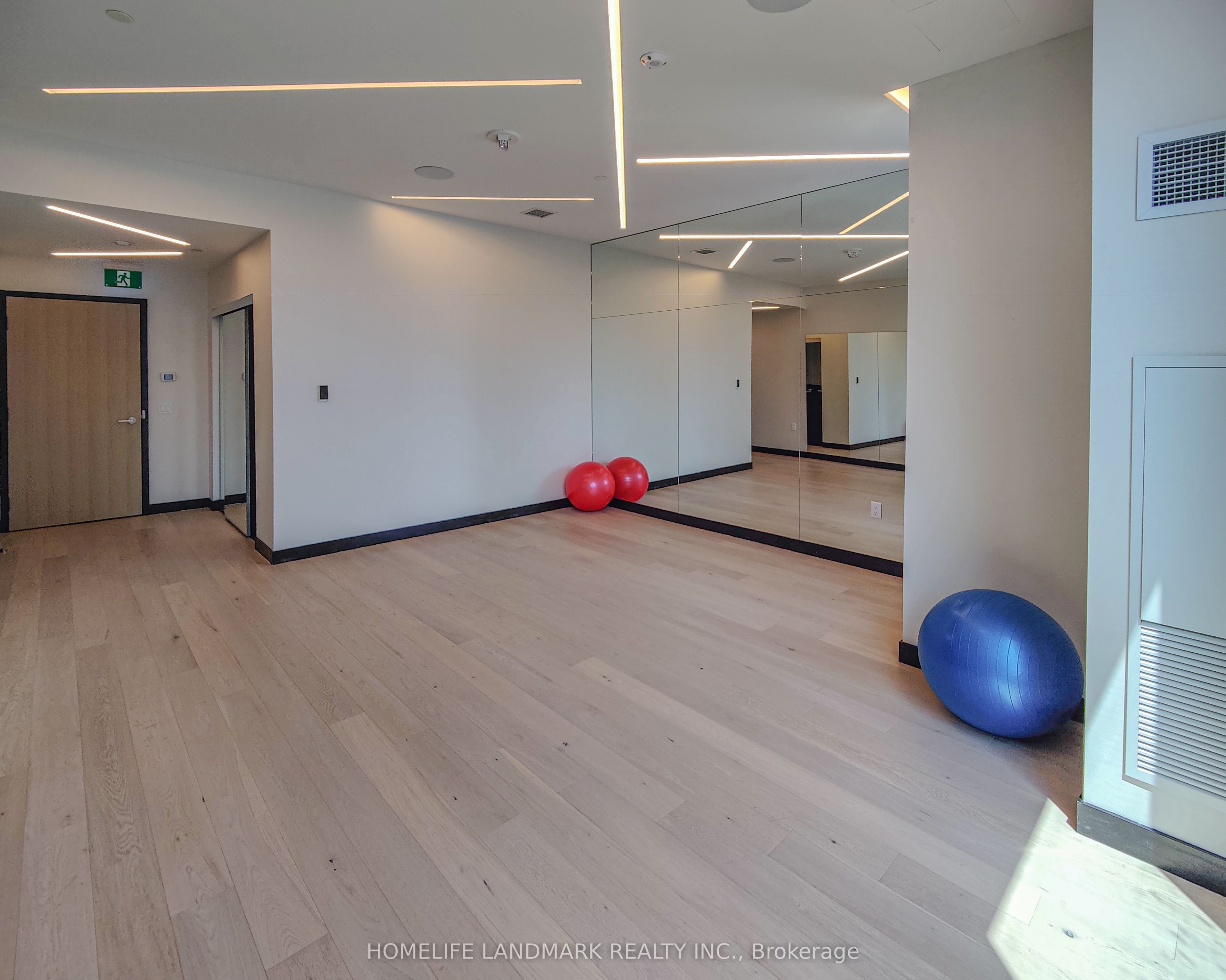 395 Bloor Street E 5001 Property Photo 8