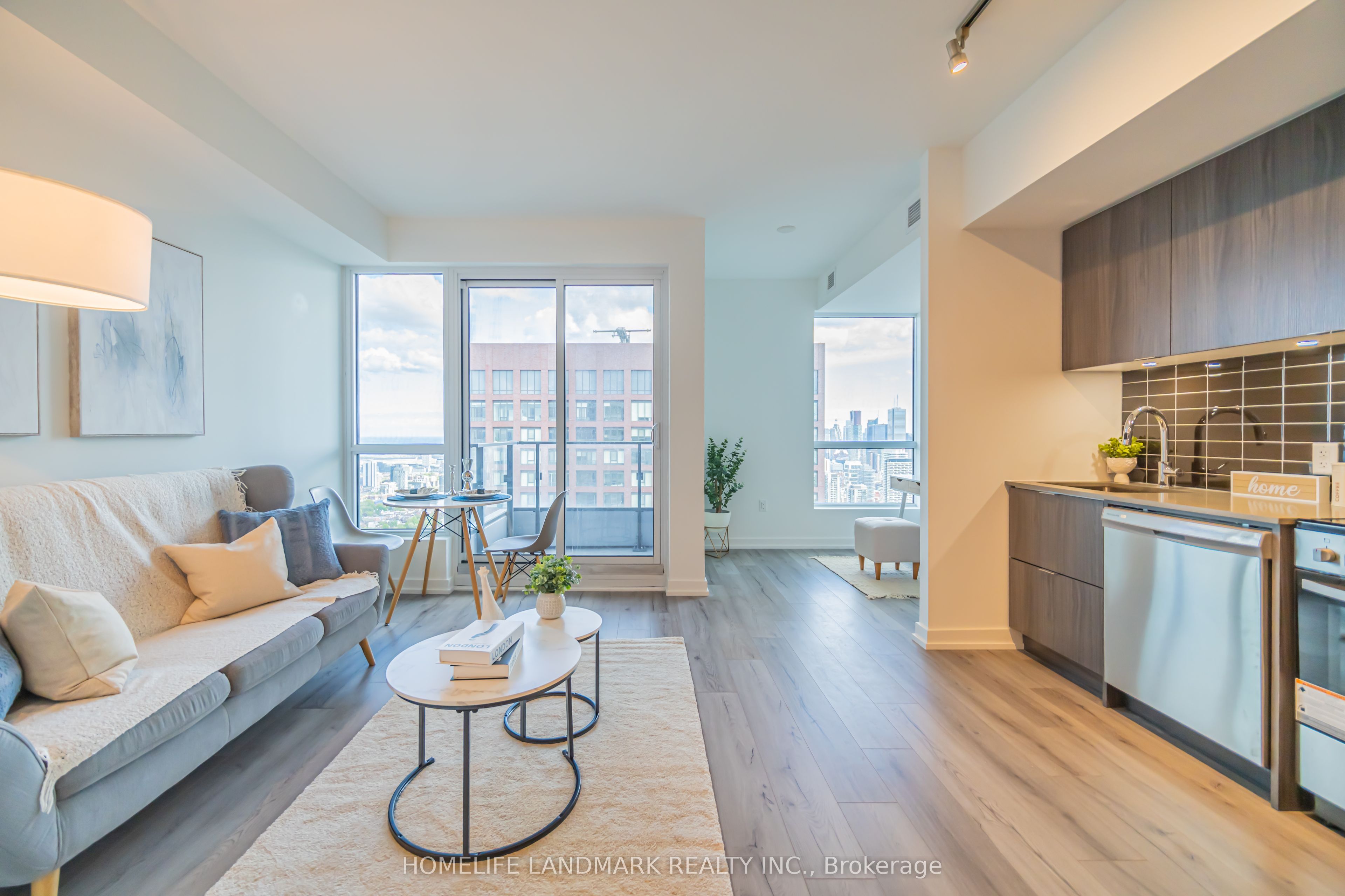 395 Bloor Street E 5001 Property Photo 11