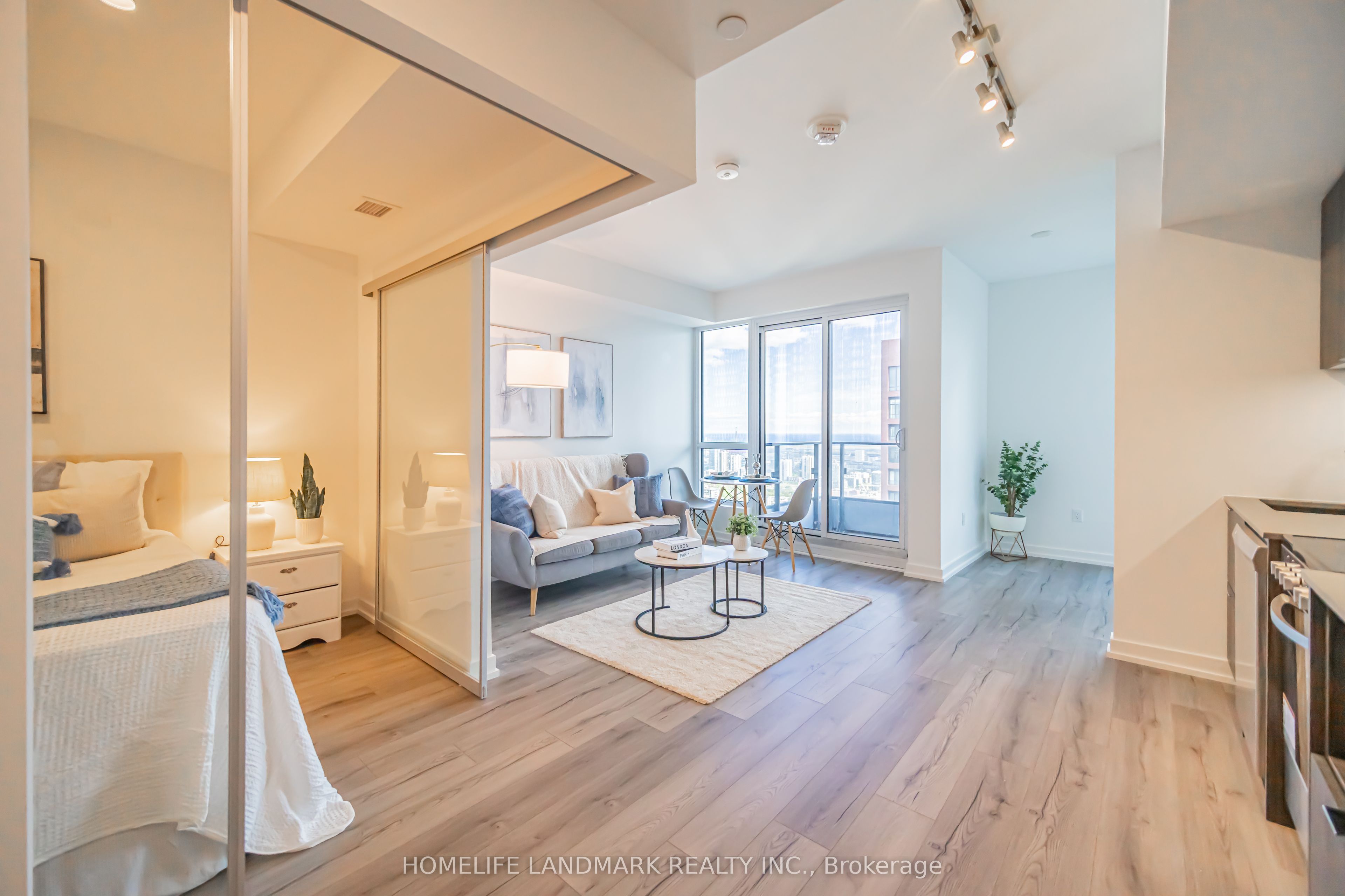 395 Bloor Street E 5001 Property Photo 13