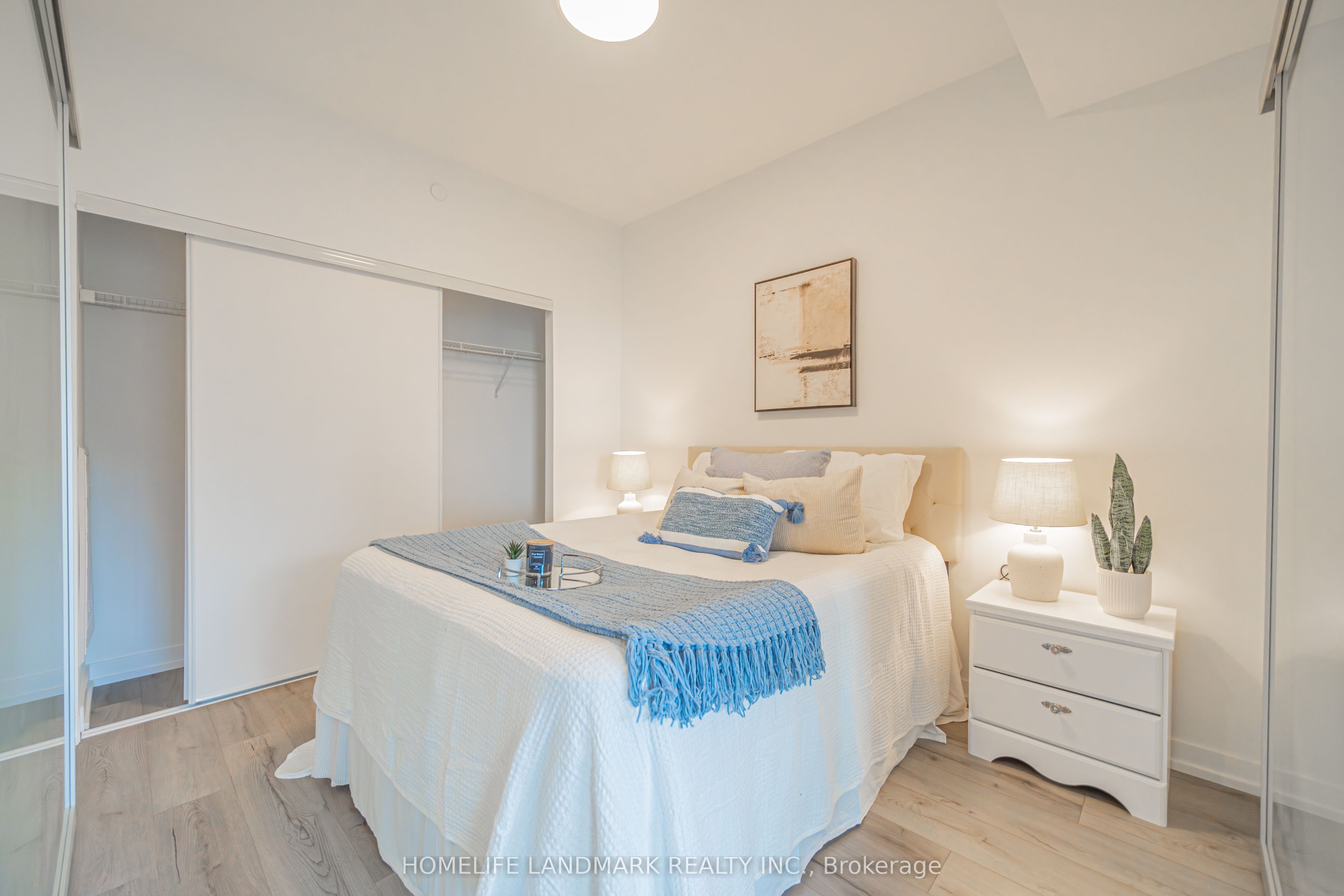 395 Bloor Street E 5001 Property Photo 16