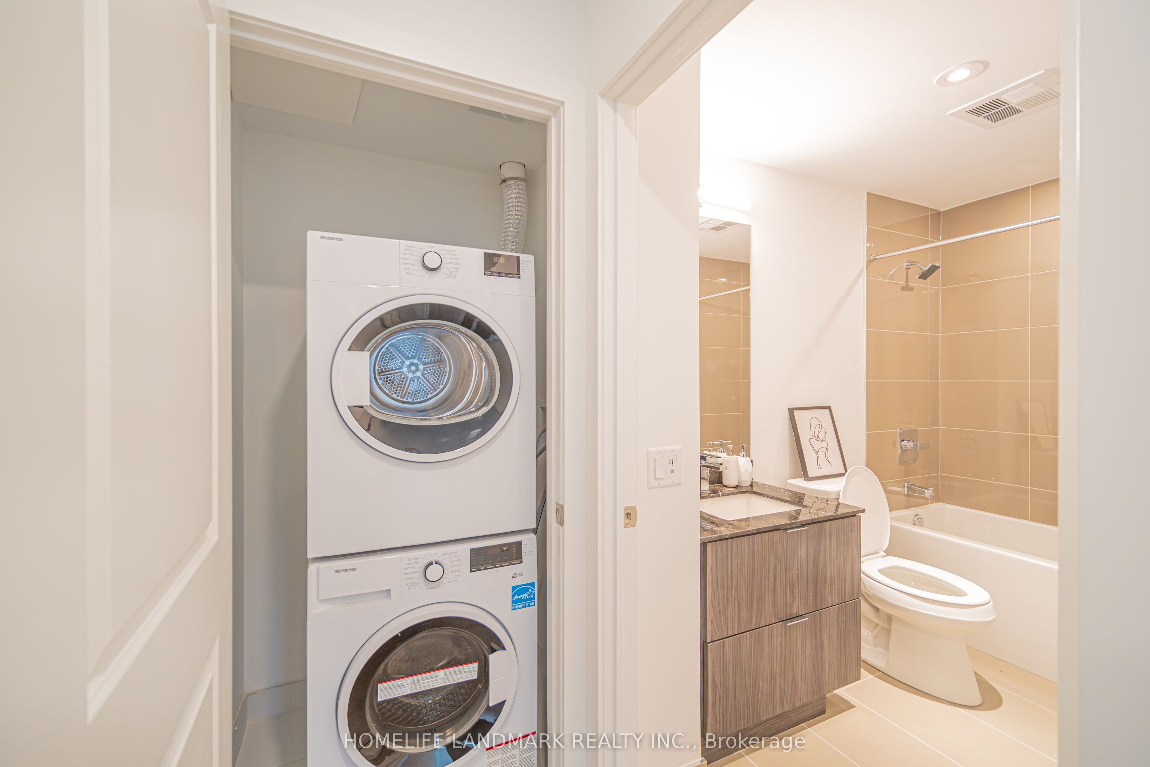 395 Bloor Street E 5001 Property Photo 22