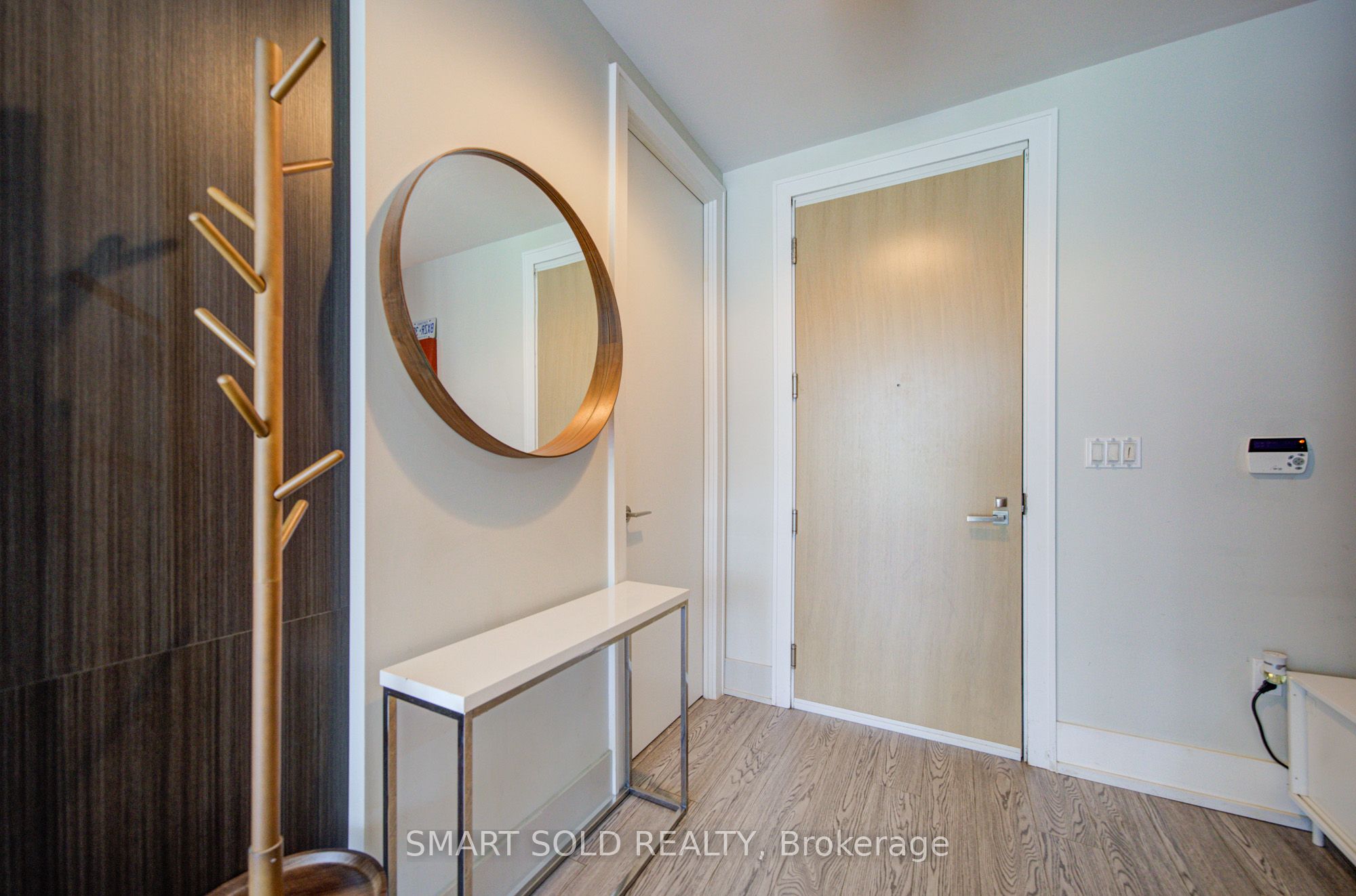 39 Queens Quay E 436 Property Photo 2