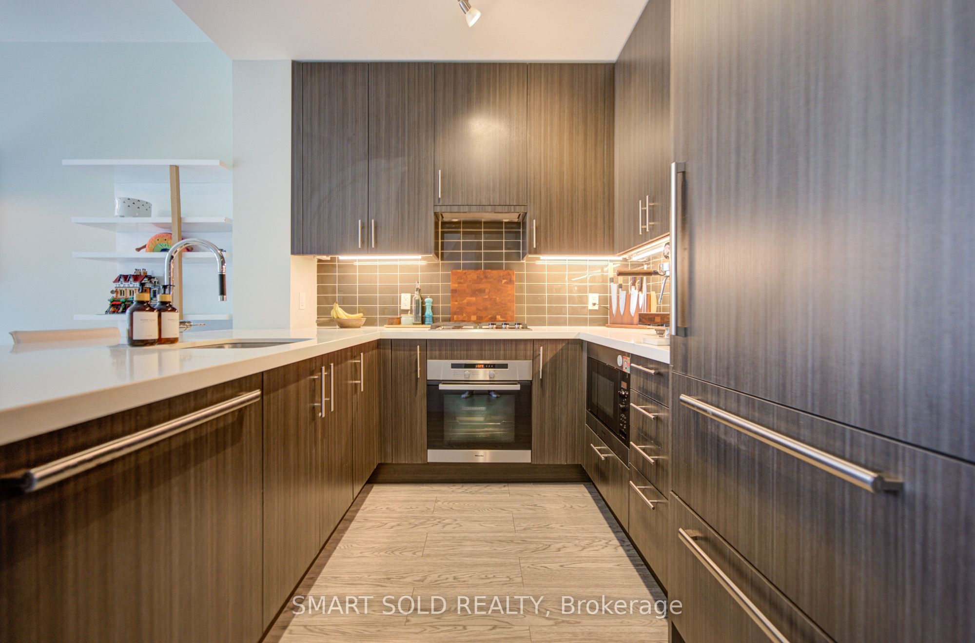 39 Queens Quay E 436 Property Photo 6