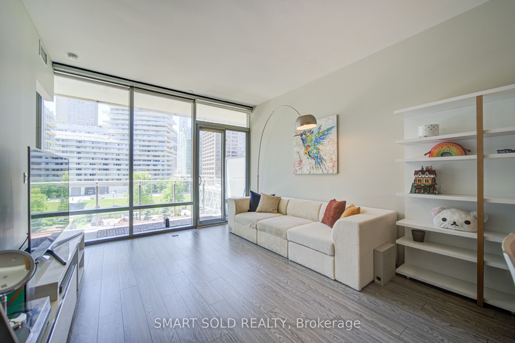 39 Queens Quay E 436 Property Photo 10