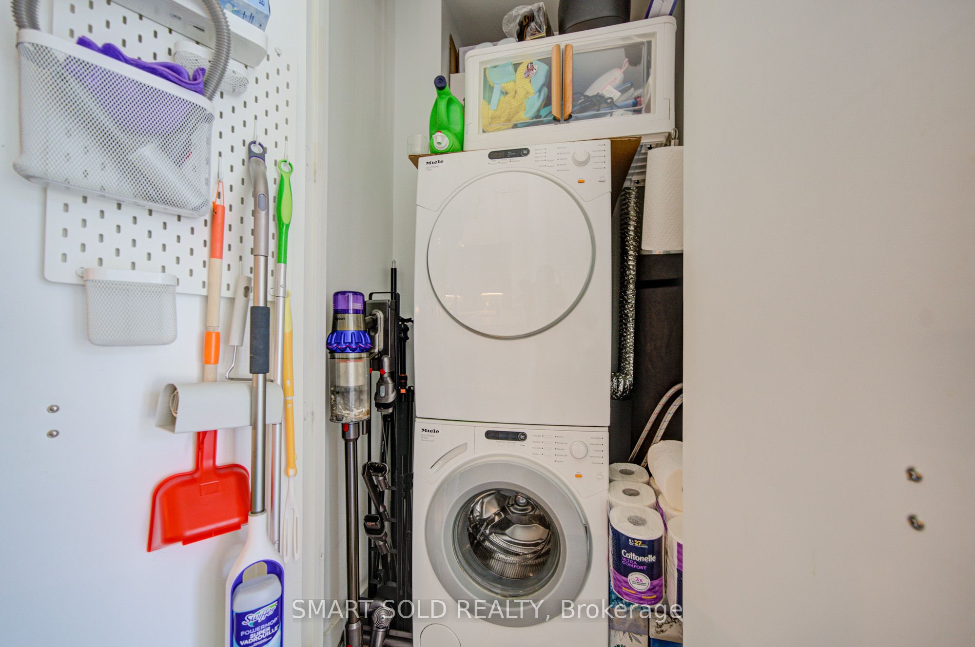 39 Queens Quay E 436 Property Photo 26
