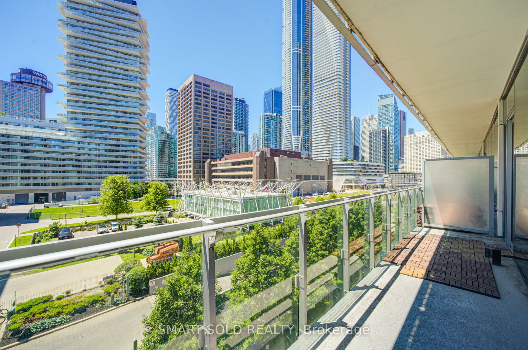 39 Queens Quay E 436 Property Photo 29