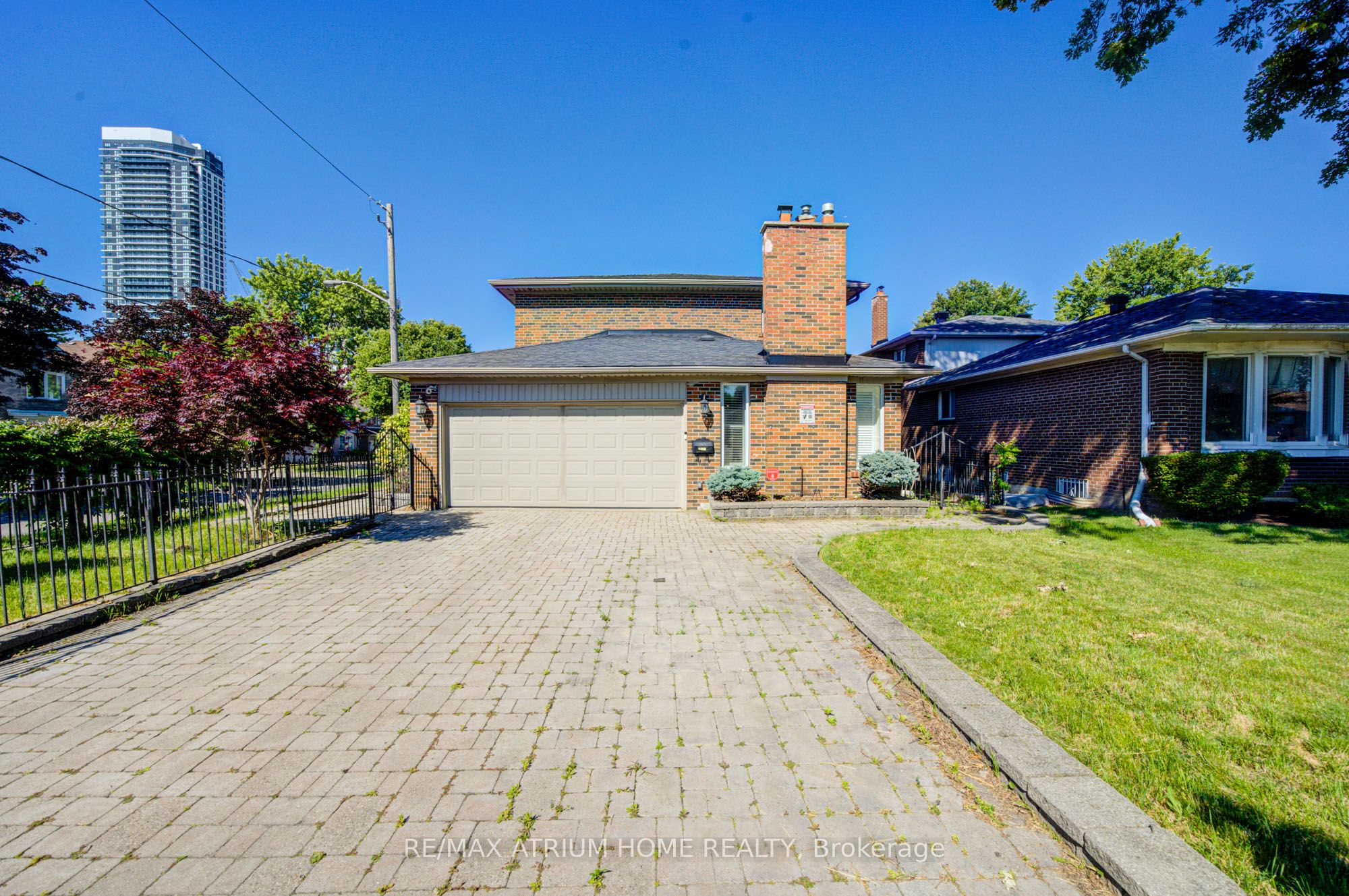 8 Patrick Boulevard Property Photo 1