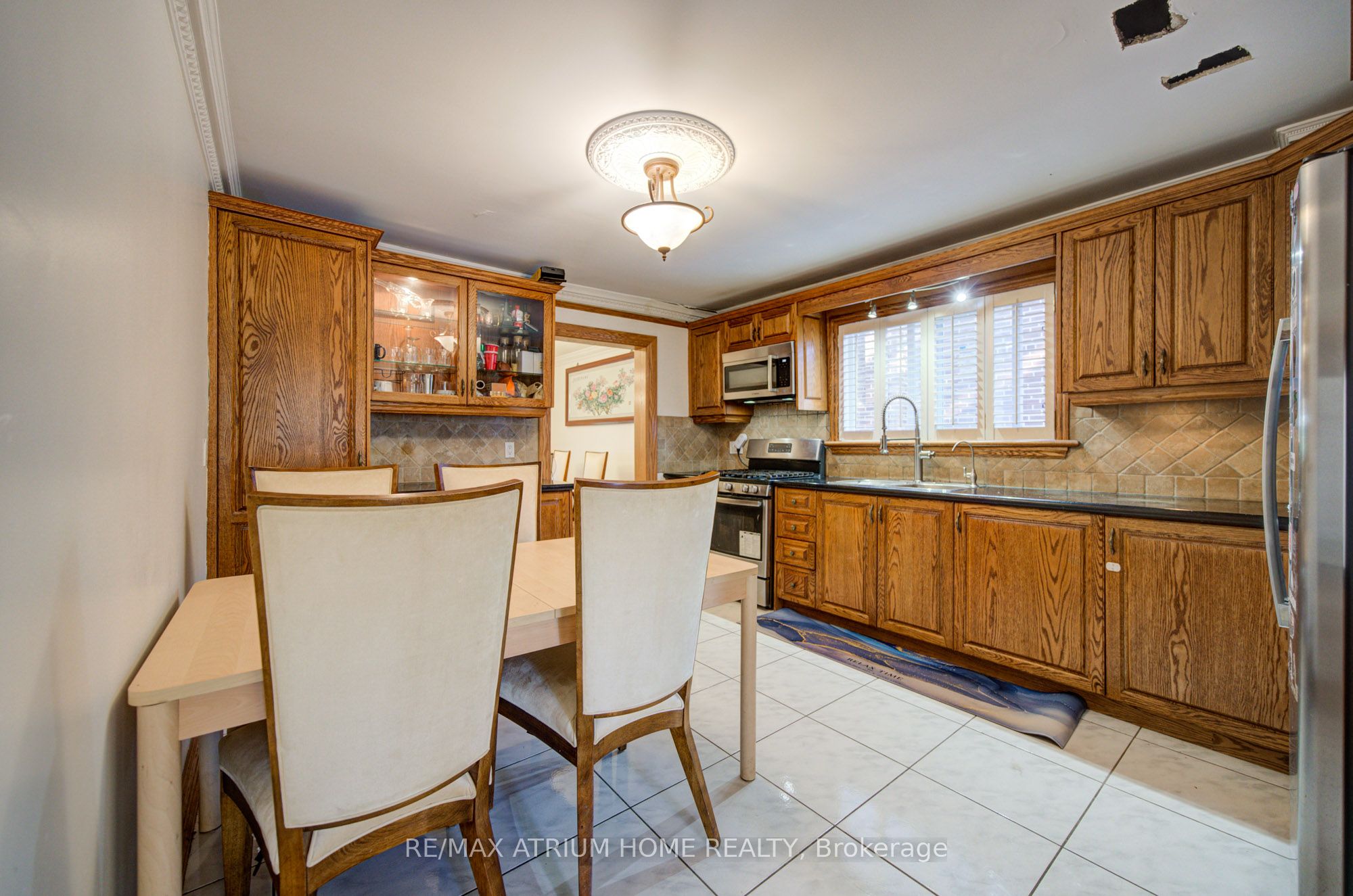 8 Patrick Boulevard Property Photo 4
