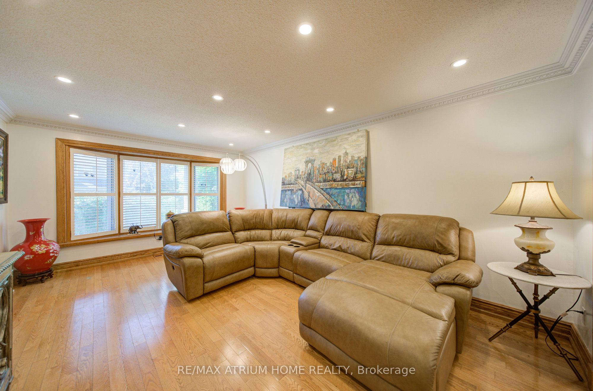 8 Patrick Boulevard Property Photo 9