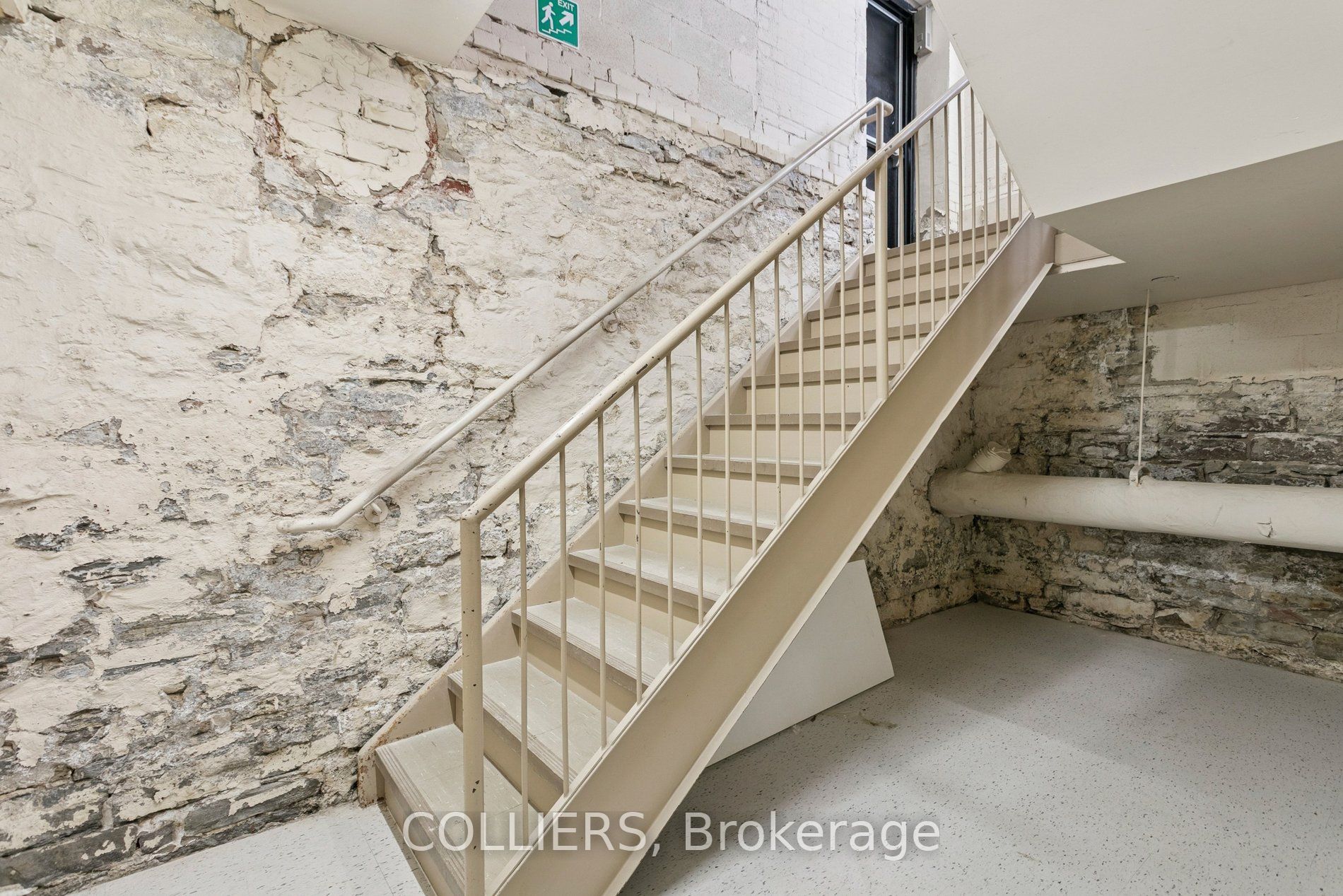 489 Queen Street E 101 Property Photo 4