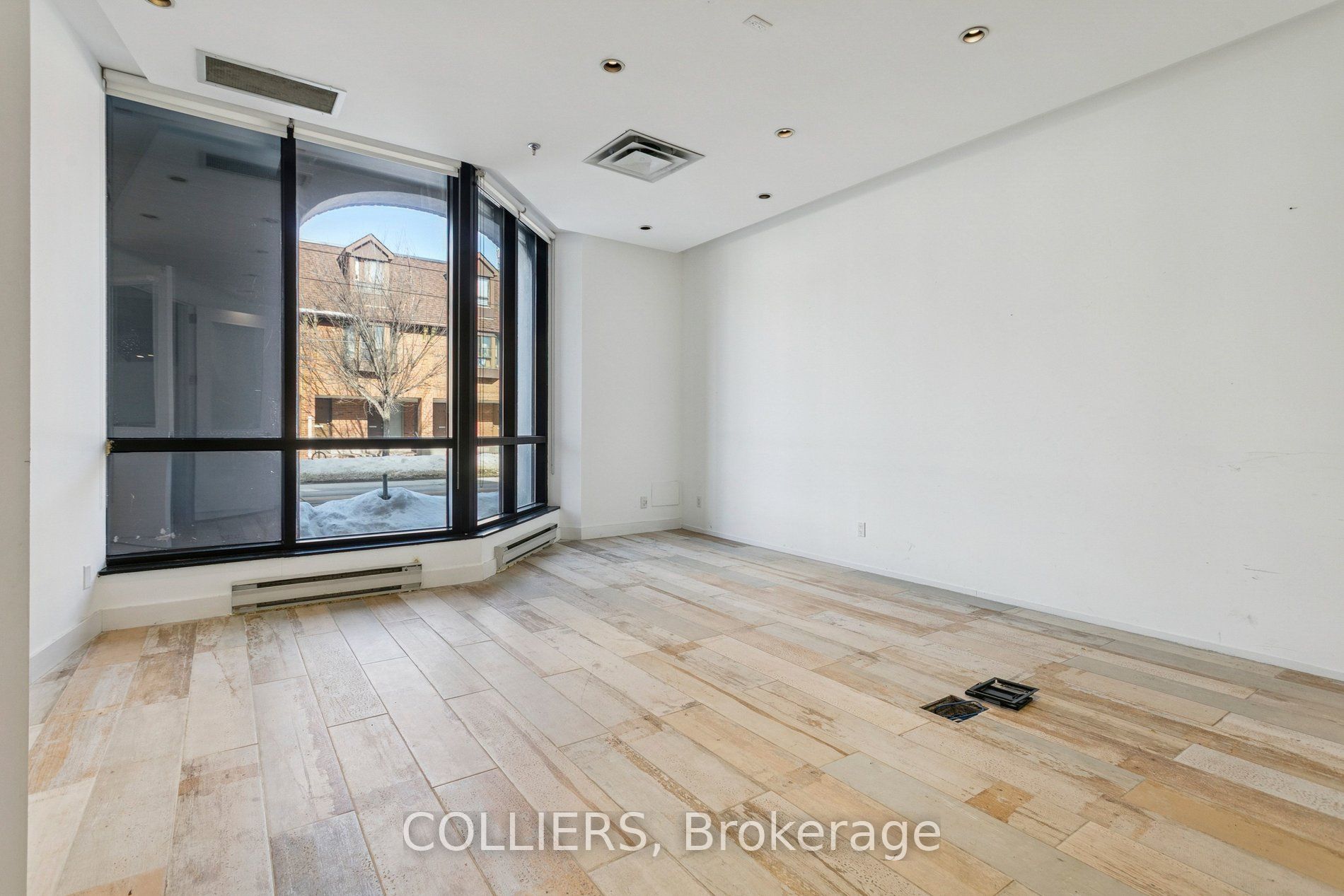 489 Queen Street E 101 Property Photo 11