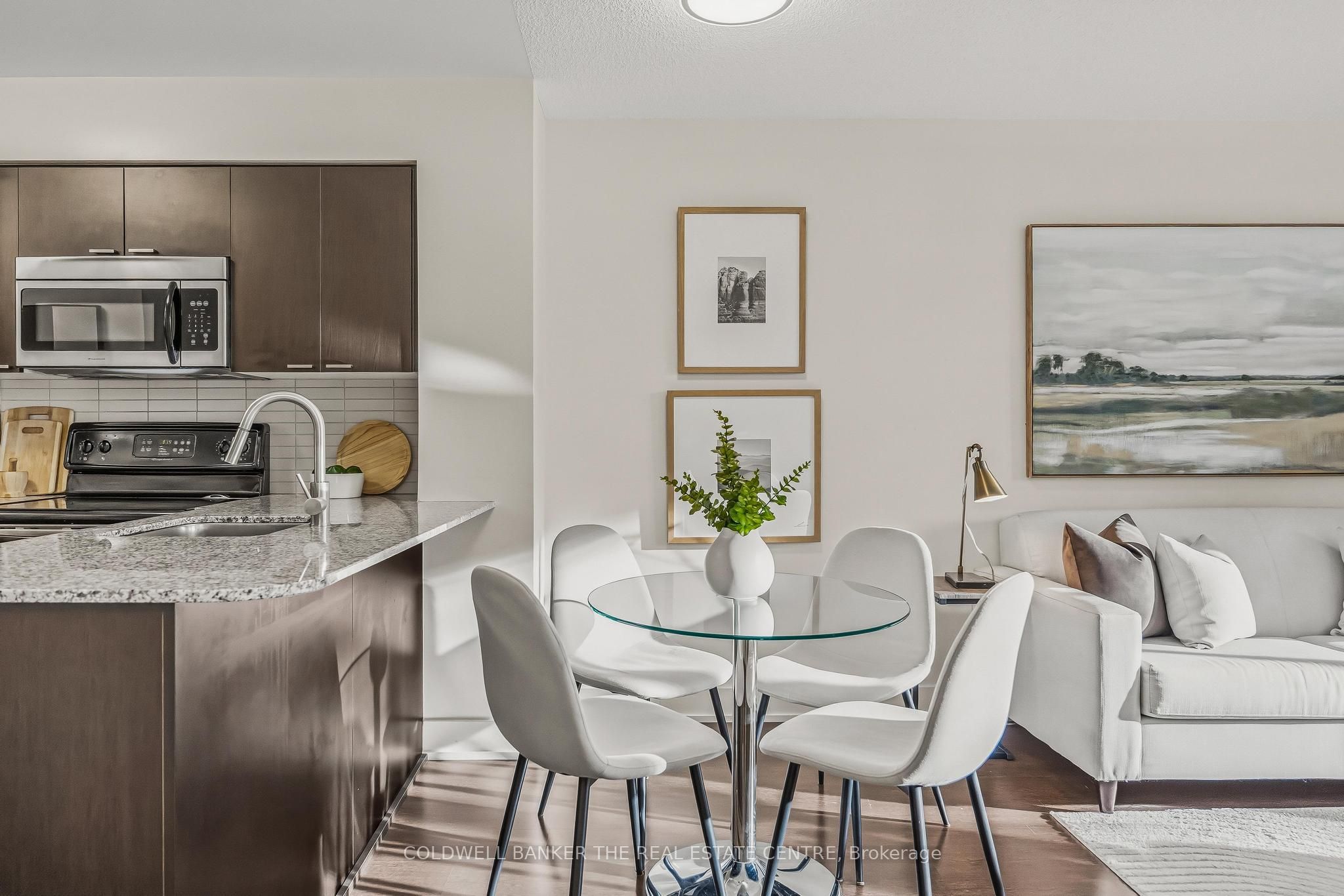 23 Sheppard Avenue E 912 Property Photo 9