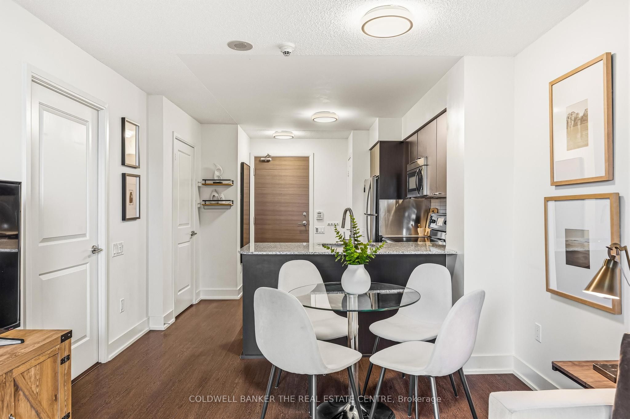 23 Sheppard Avenue E 912 Property Photo 10