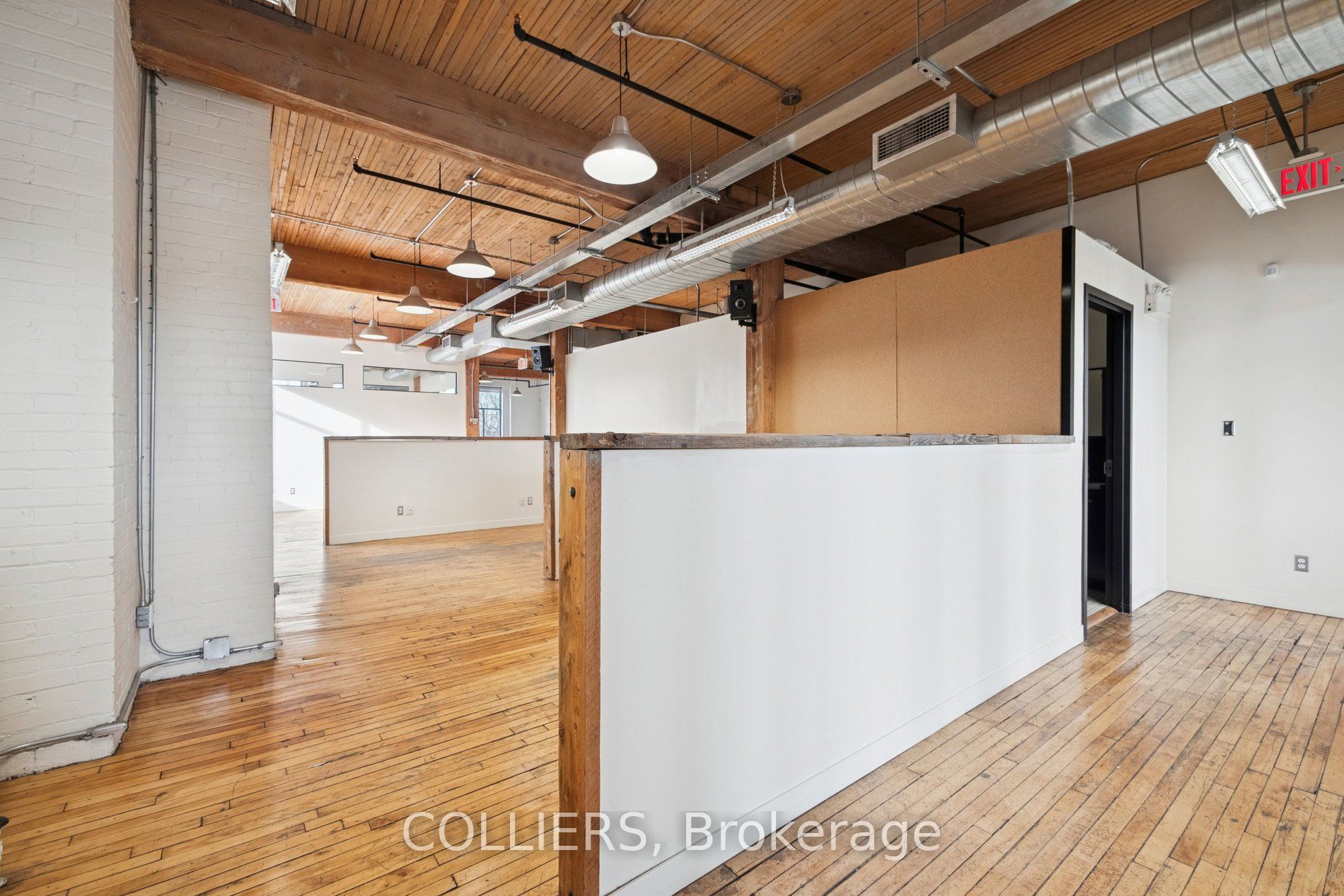 183 Bathurst Street 401 Property Photo 7