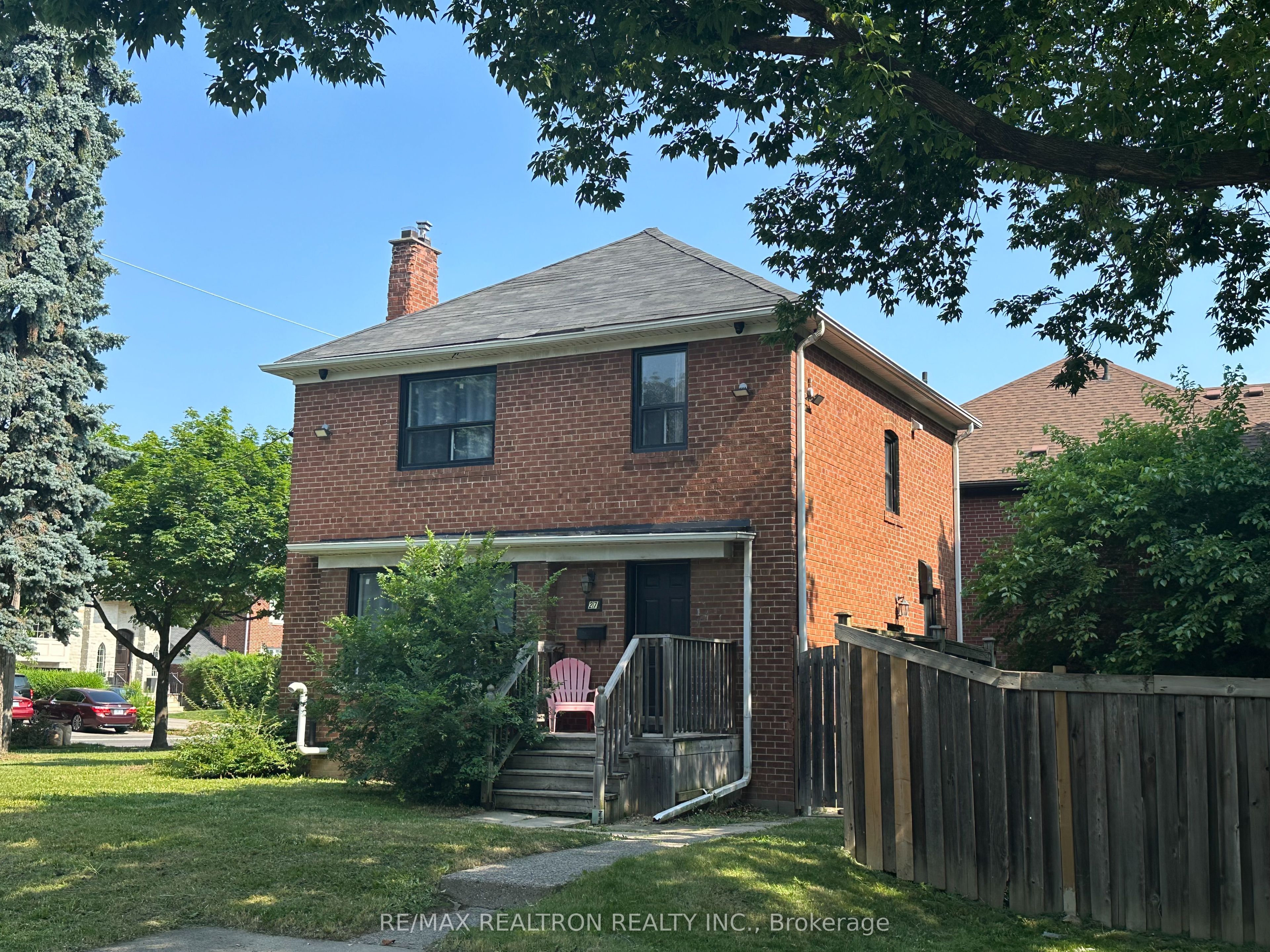 27 Westgate Boulevard
