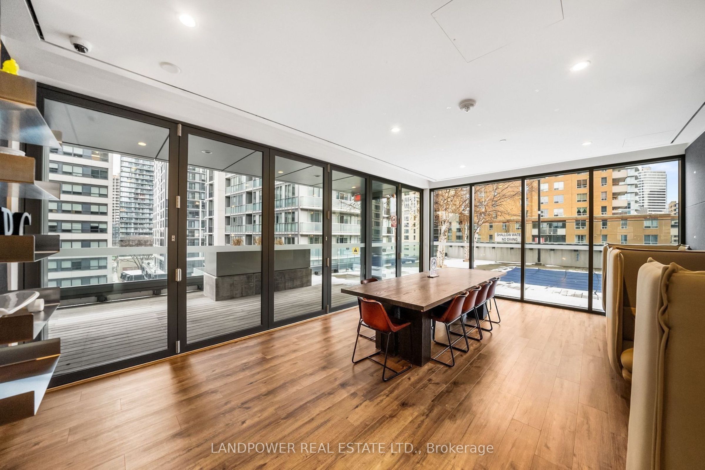 159 Dundas Street E 1107 Property Photo 23