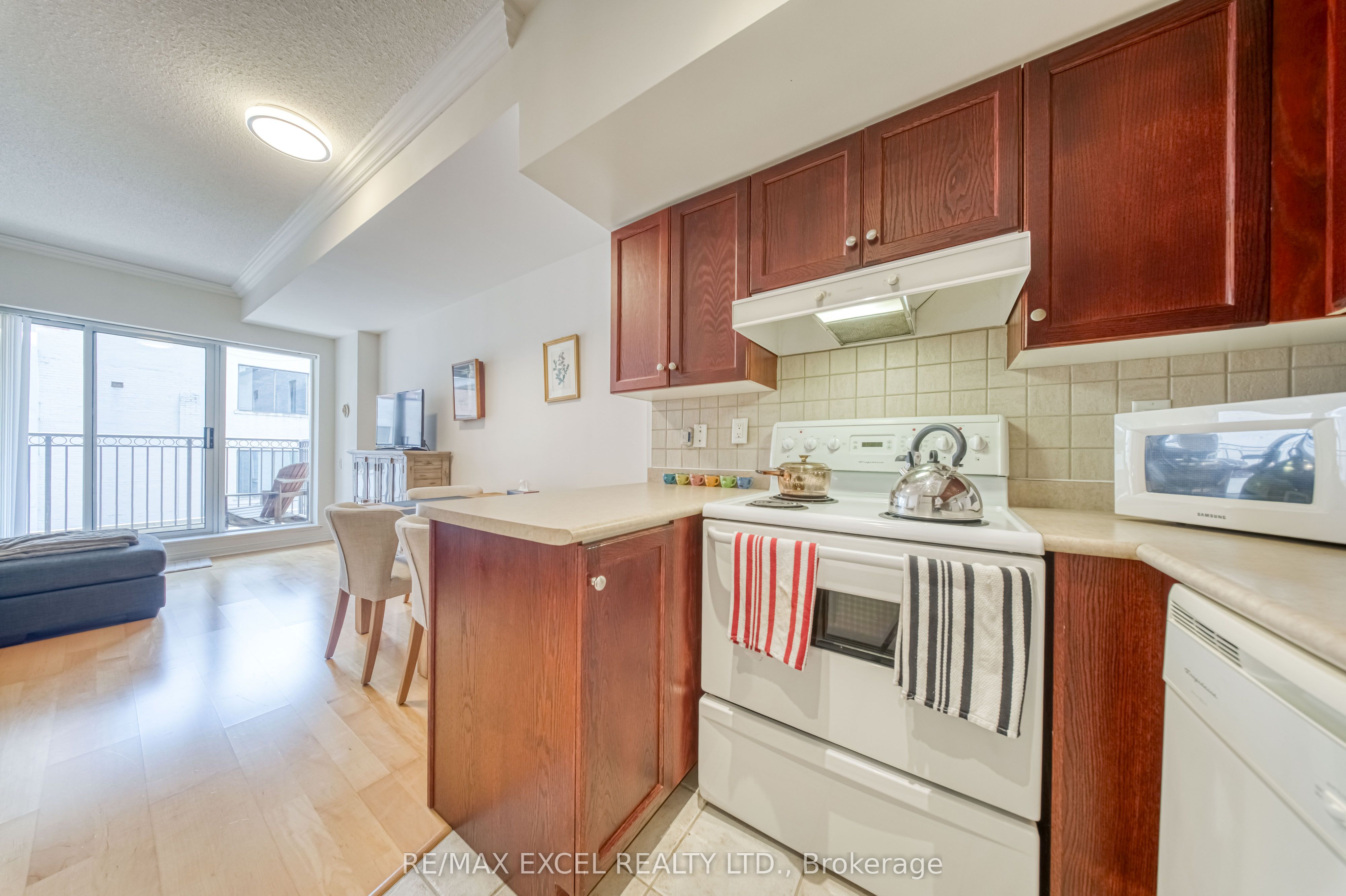 115 Richmond Street E 403 Property Photo 17