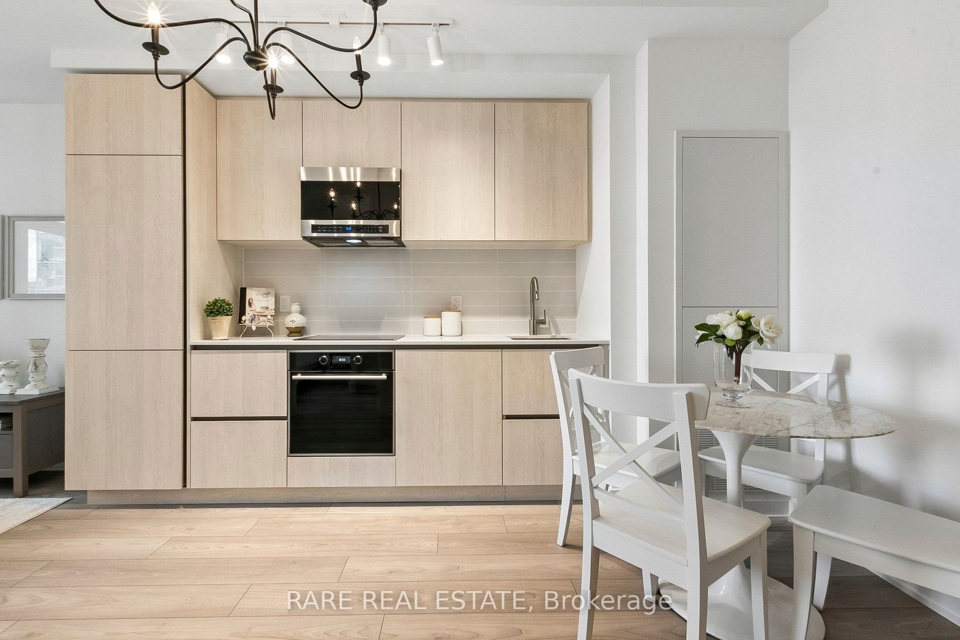 110 Broadway Avenue 2603 Property Photo 7