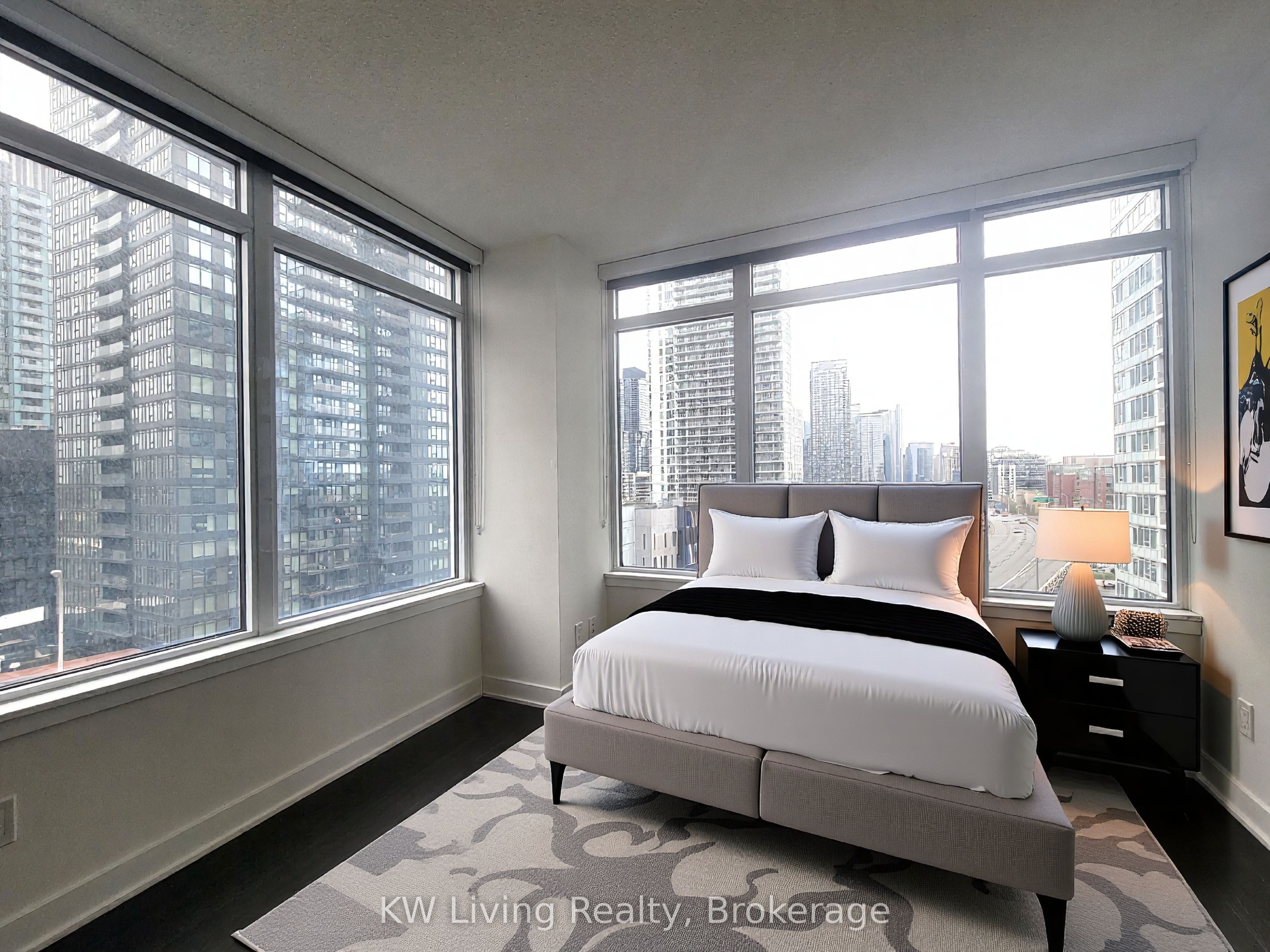 19 Bathurst Street 1006 Property Photo 6