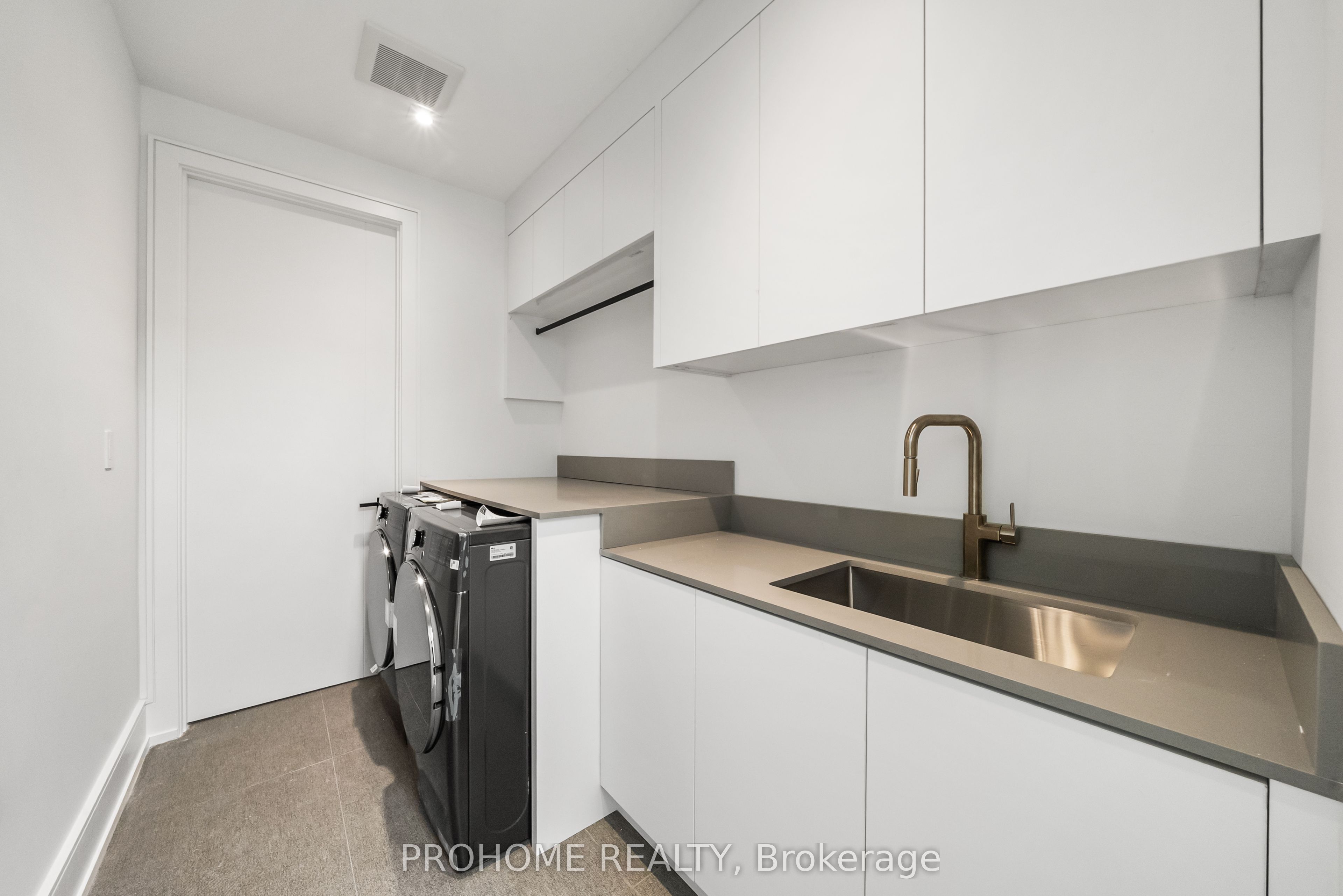15 Aldershot Crescent Property Photo 34