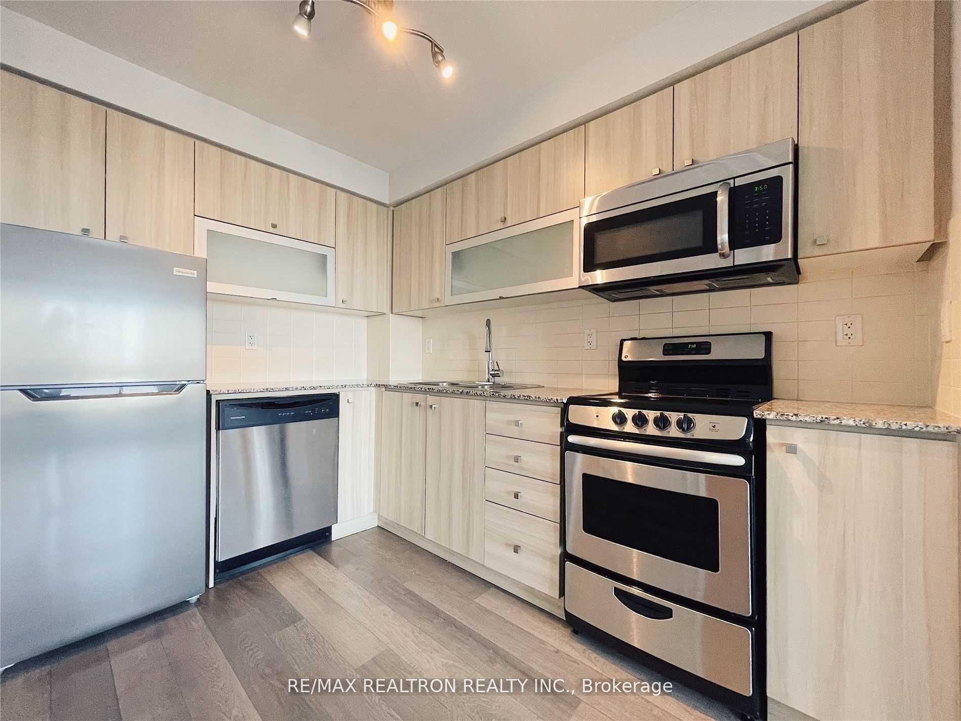 2015 Sheppard Avenue E 2406 Property Photo 15