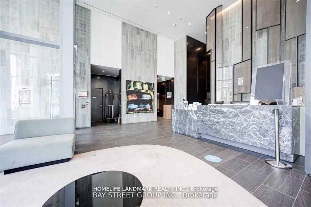 27 Bathurst Street 1113 Property Photo 2