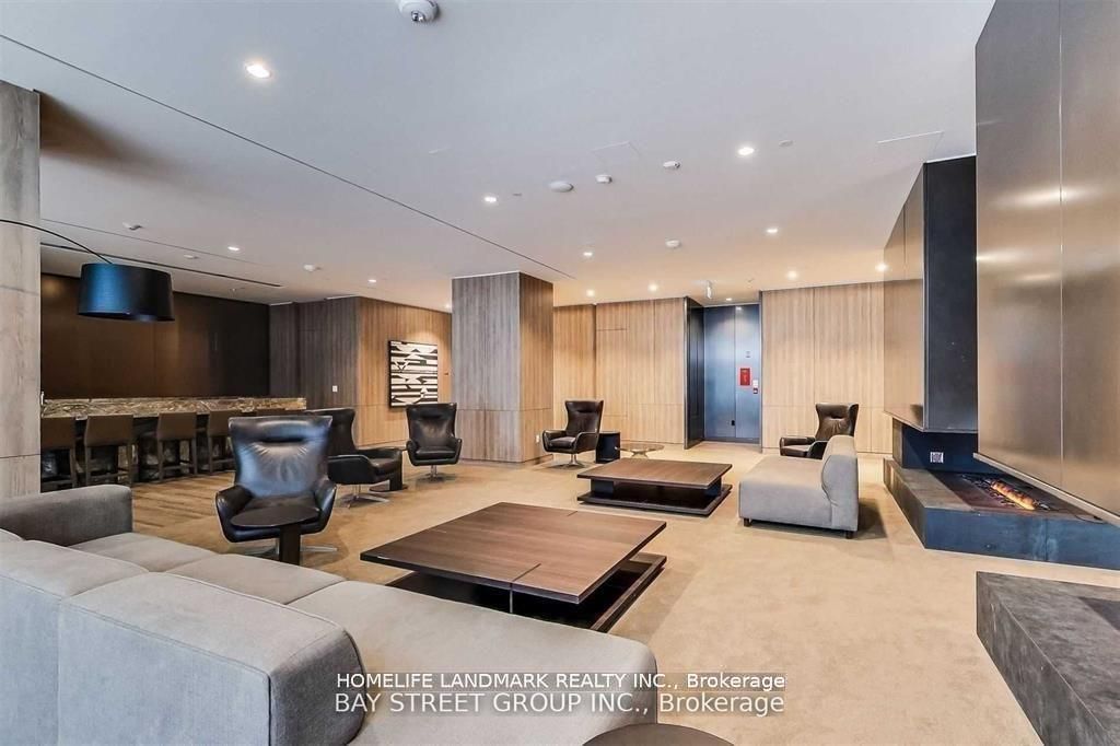 27 Bathurst Street 1113 Property Photo 3