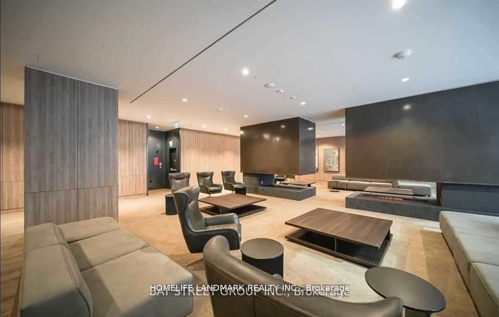 27 Bathurst Street 1113 Property Photo 6