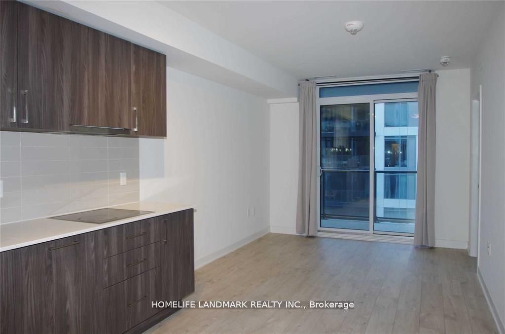 27 Bathurst Street 1113 Property Photo 8