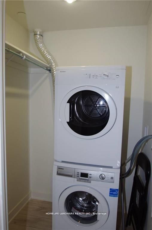 27 Bathurst Street 1113 Property Photo 21