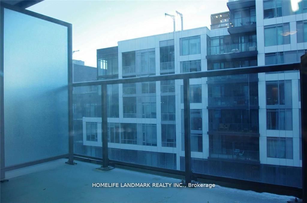 27 Bathurst Street 1113 Property Photo 22