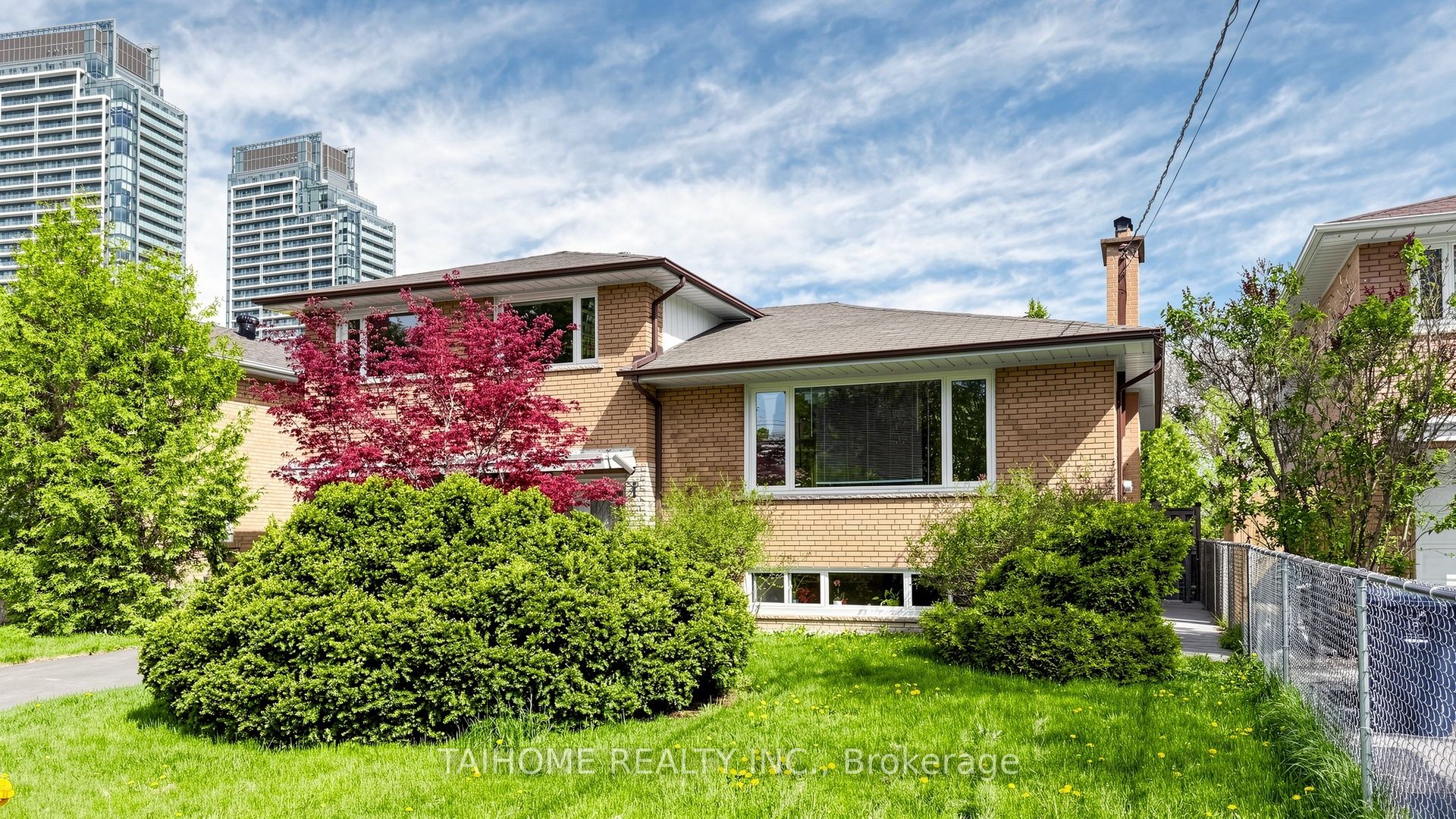 72 Bowerbank Drive Property Photo 3
