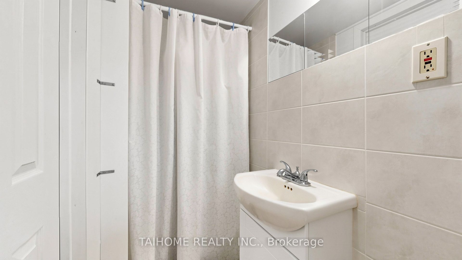 72 Bowerbank Drive Property Photo 39