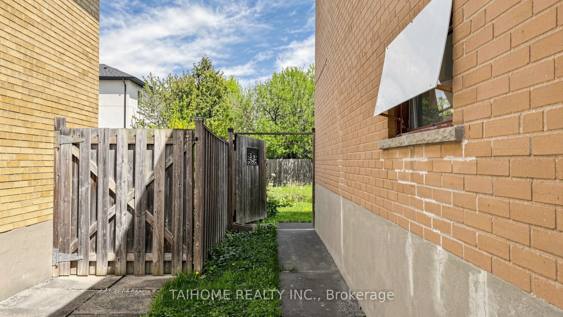 72 Bowerbank Drive Property Photo 45