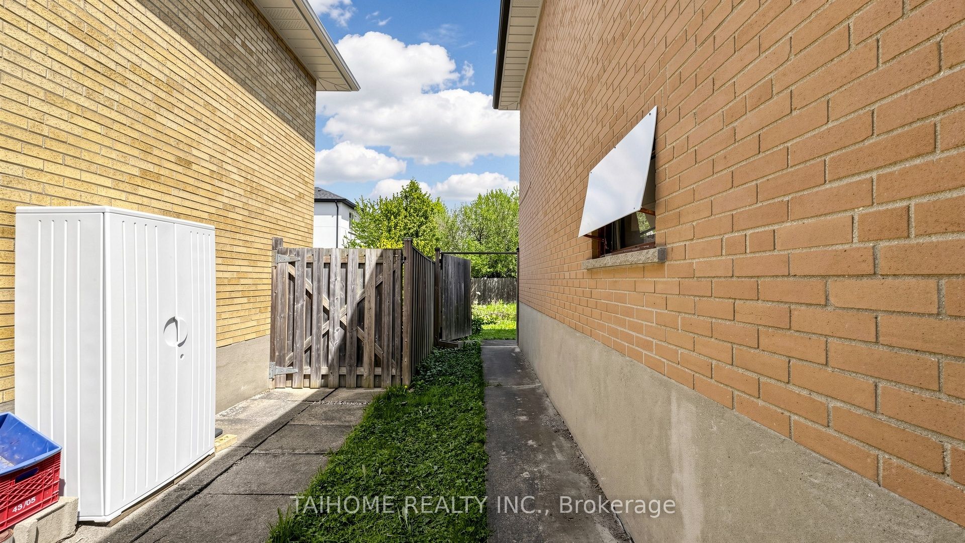 72 Bowerbank Drive Property Photo 46