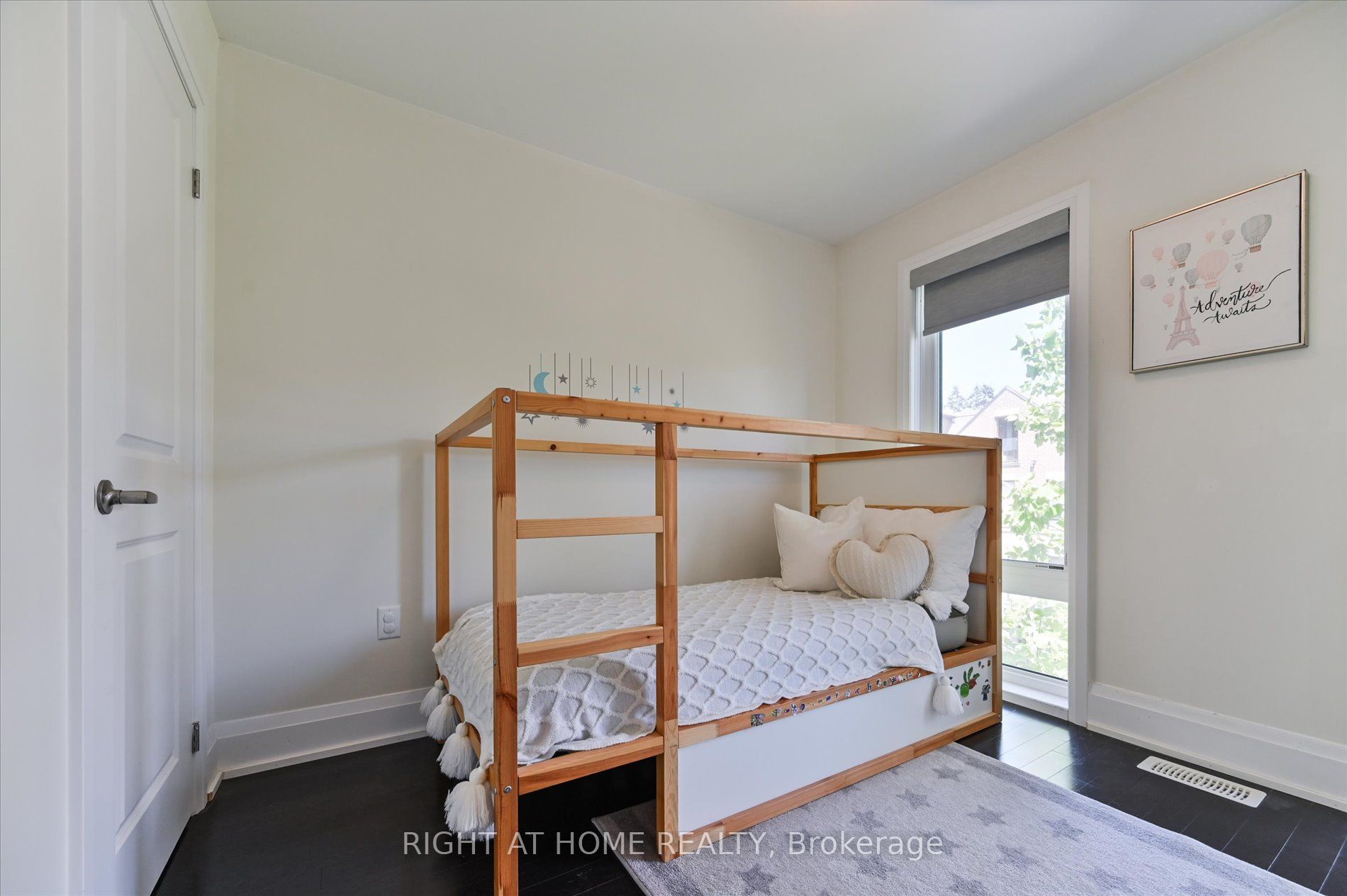 18 Kenneth Wood Crescent Property Photo 21