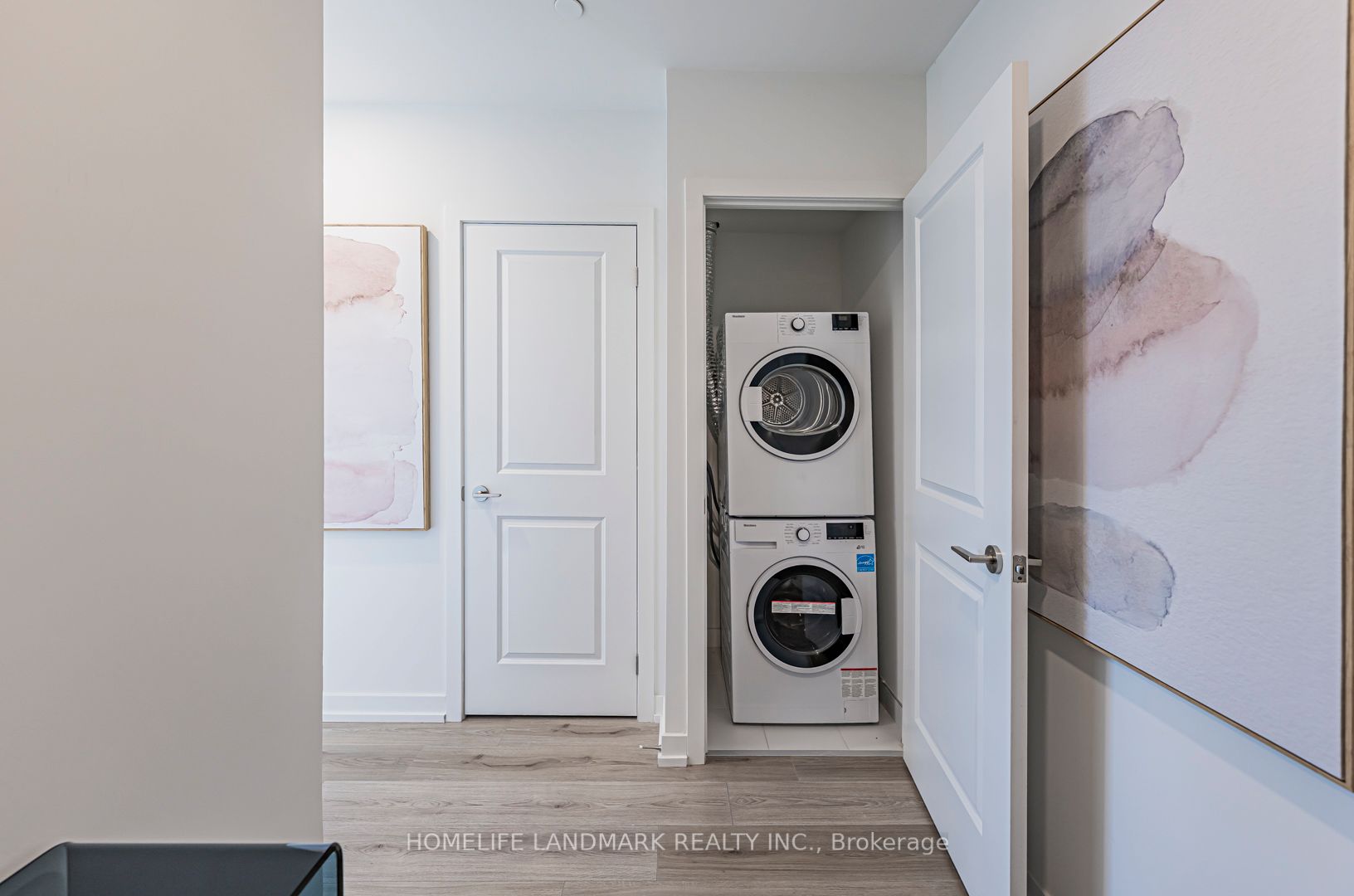 395 Bloor Street E 5502 Property Photo 6