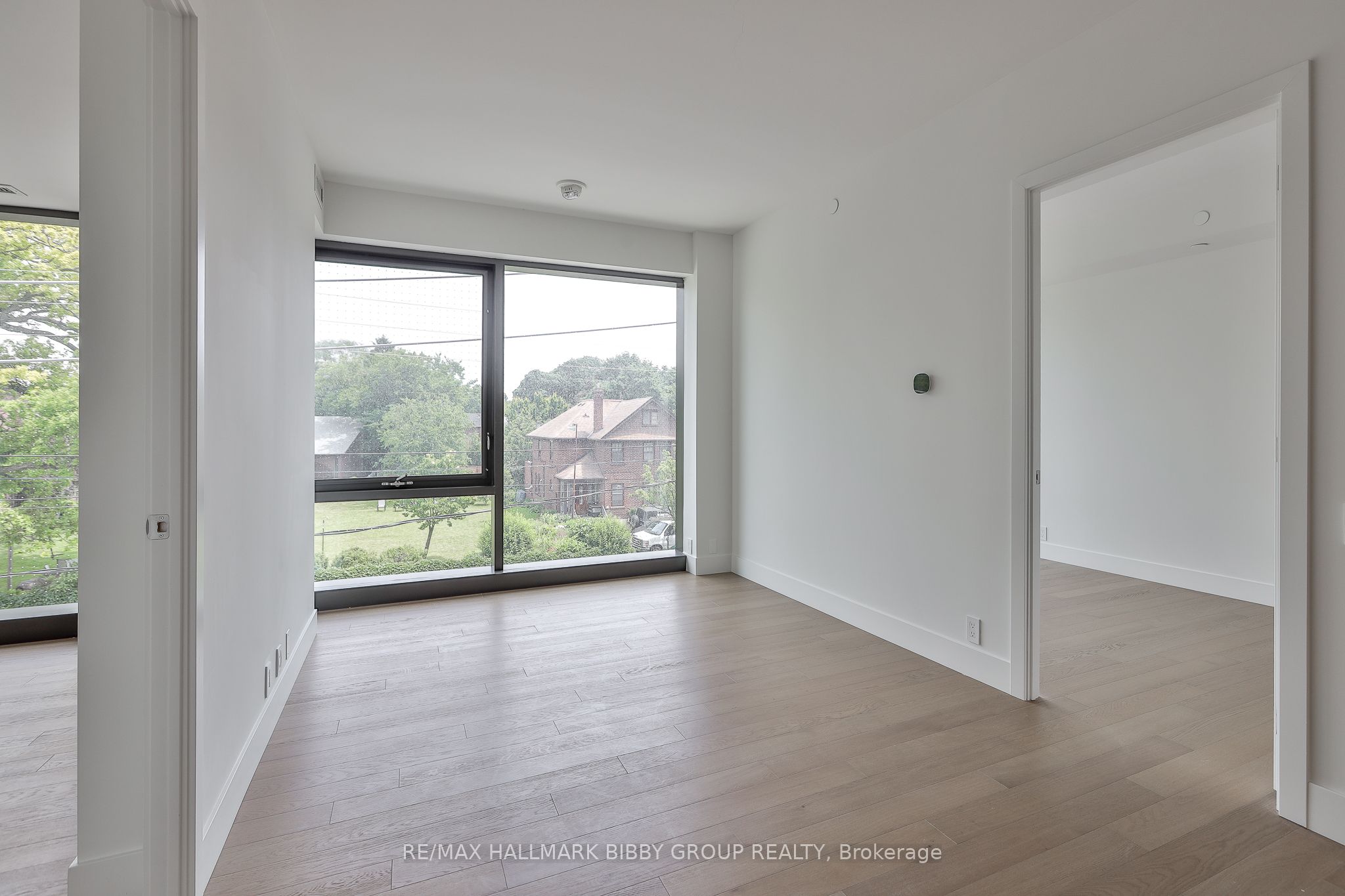 1414 Bayview Avenue 212 Property Photo 4