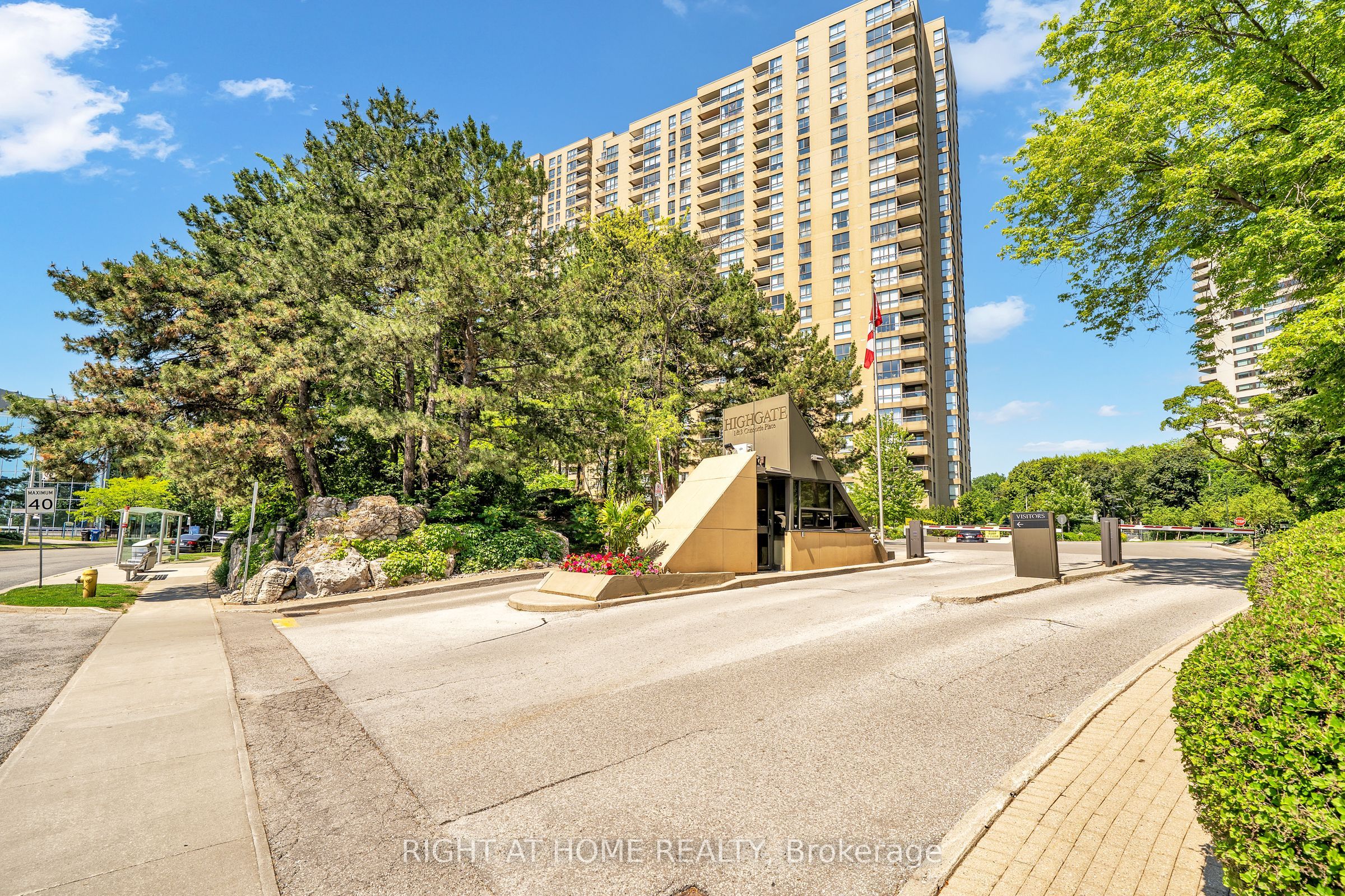 1 Concorde Place 1801 Property Photo 1