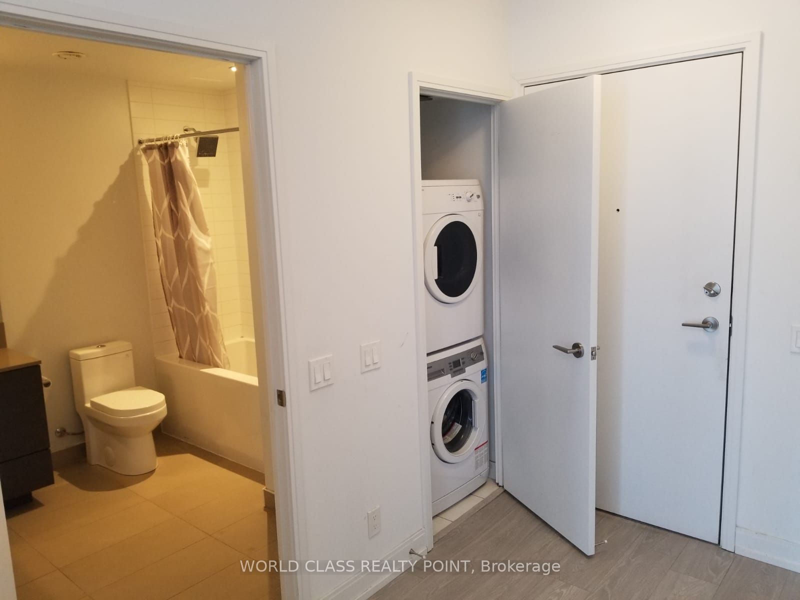 181 Dundas Street E 4702 Property Photo 12