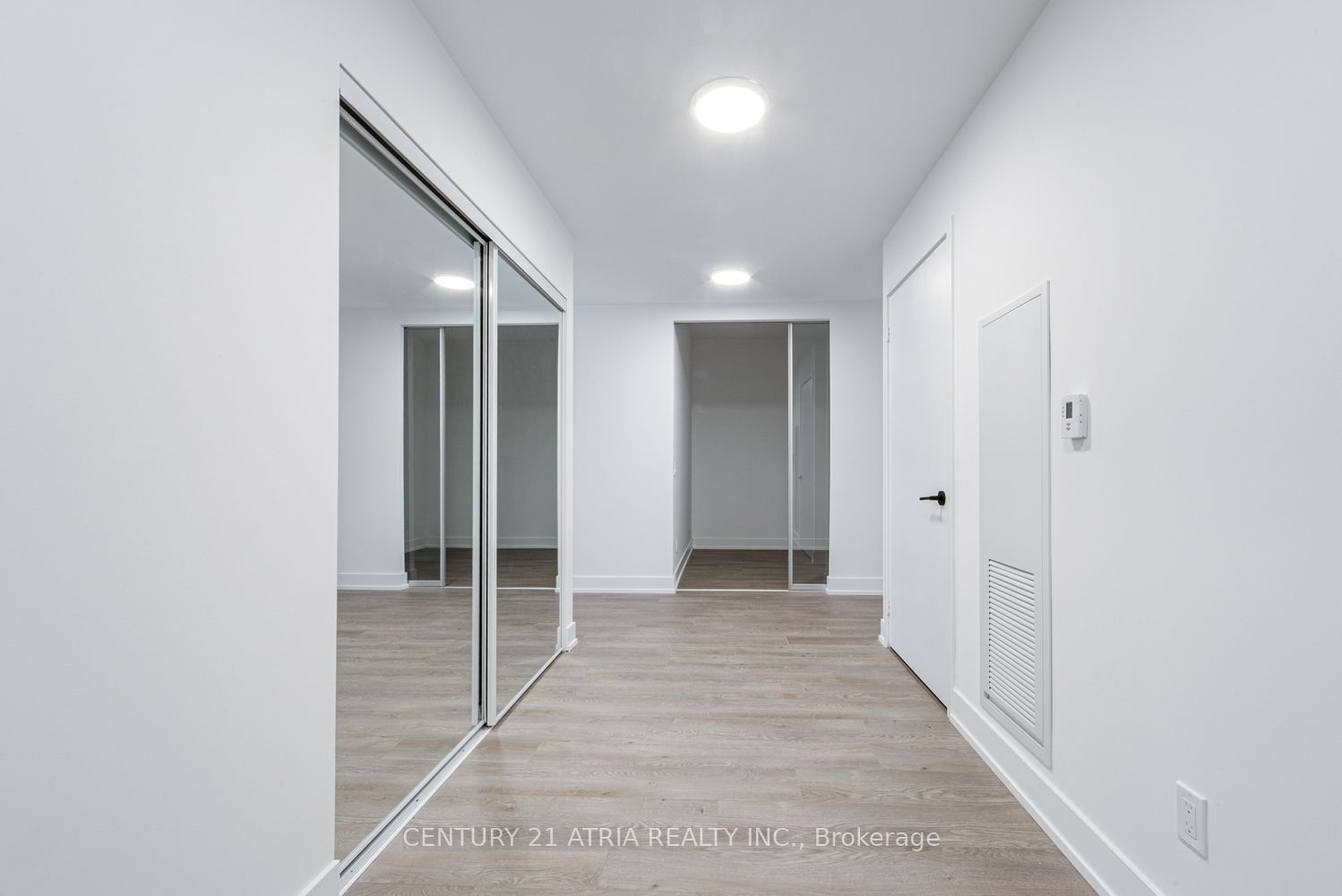 308 Jarvis Street 819 Property Photo 1