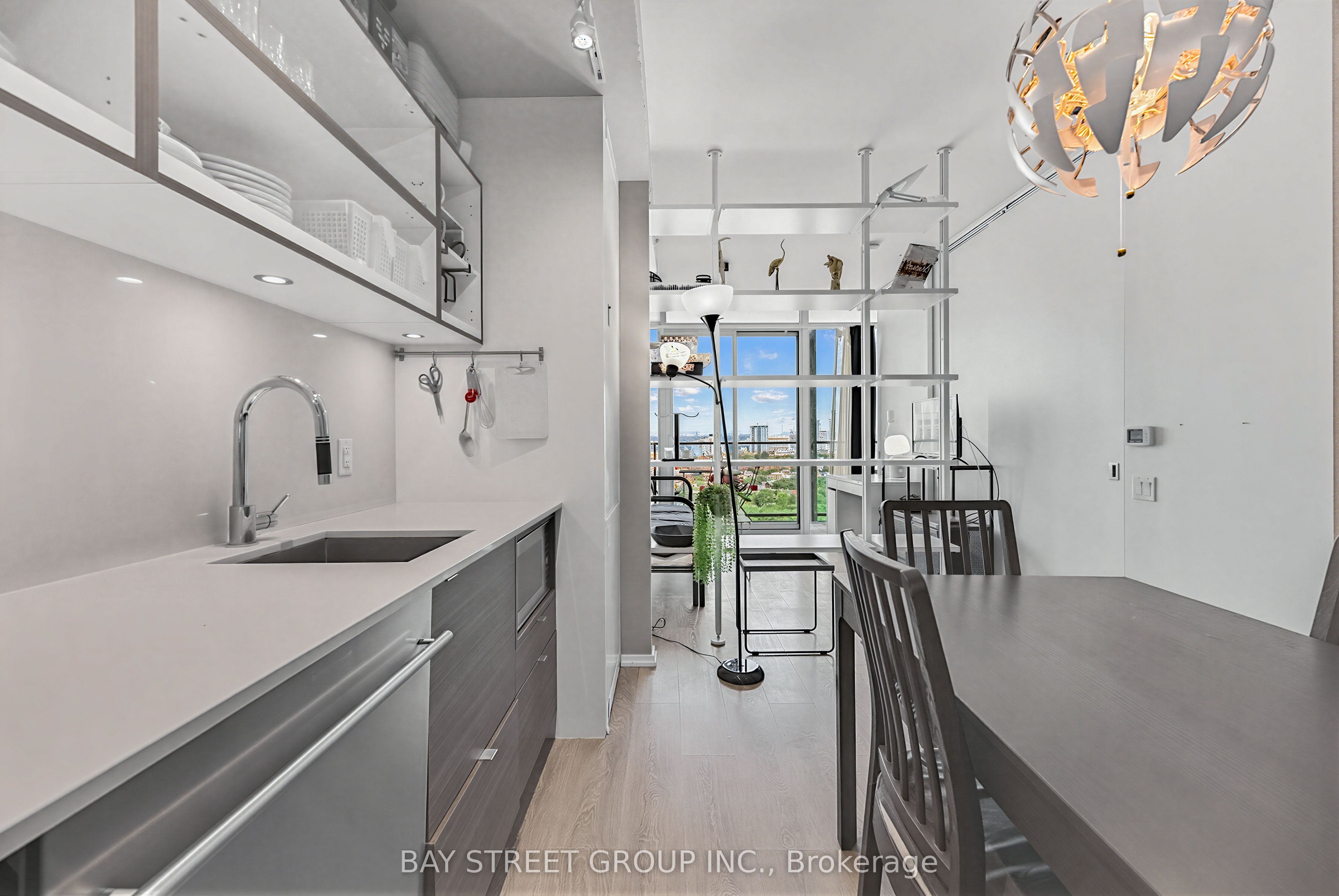 125 Peter Street 1803 Property Photo 6