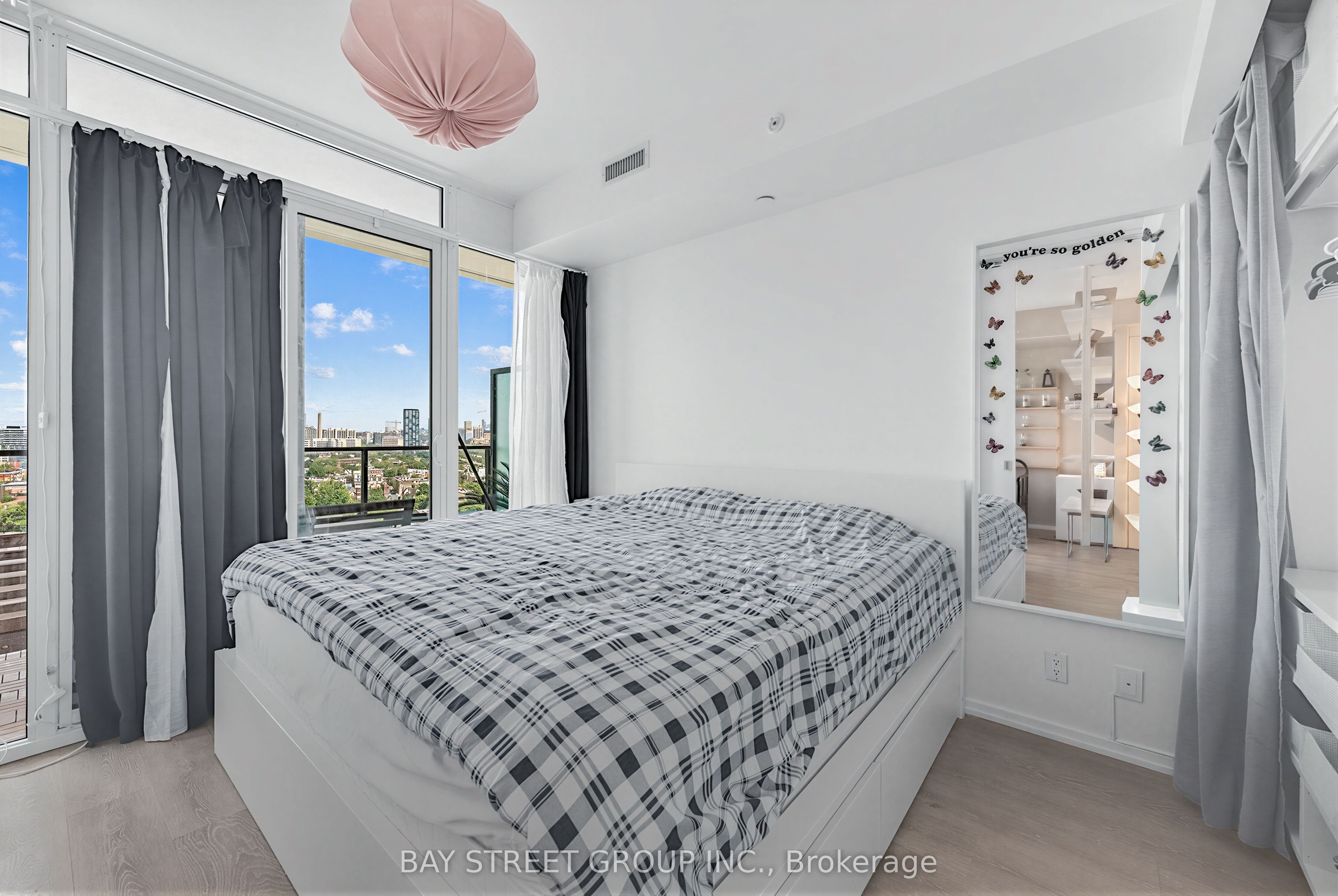 125 Peter Street 1803 Property Photo 19