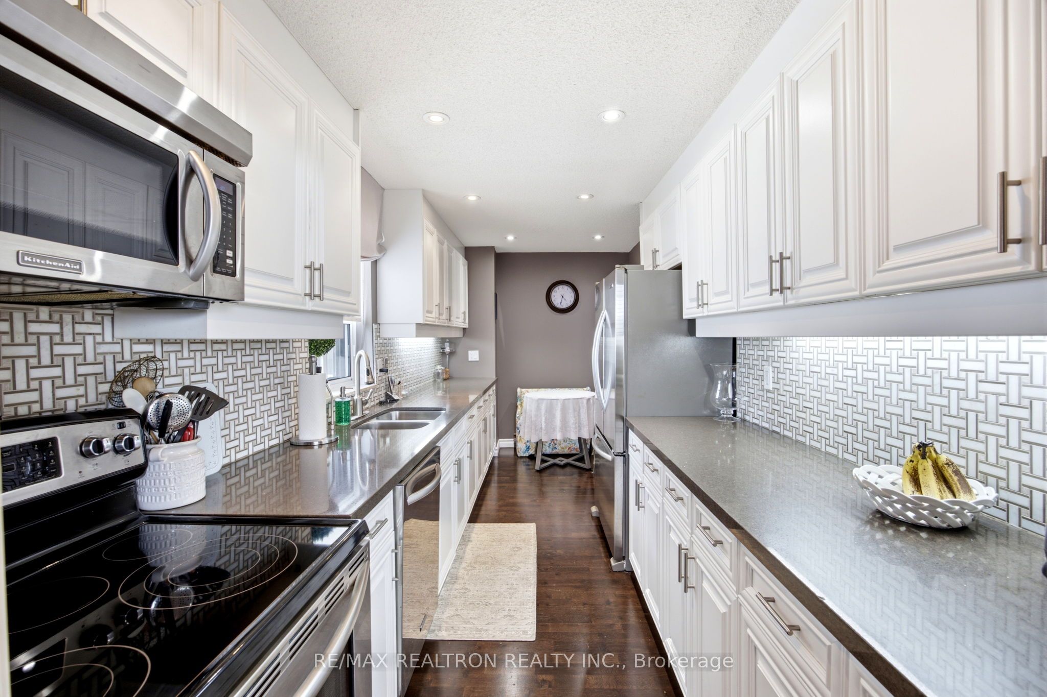 3000 Bathurst Street Ph3 Property Photo 5