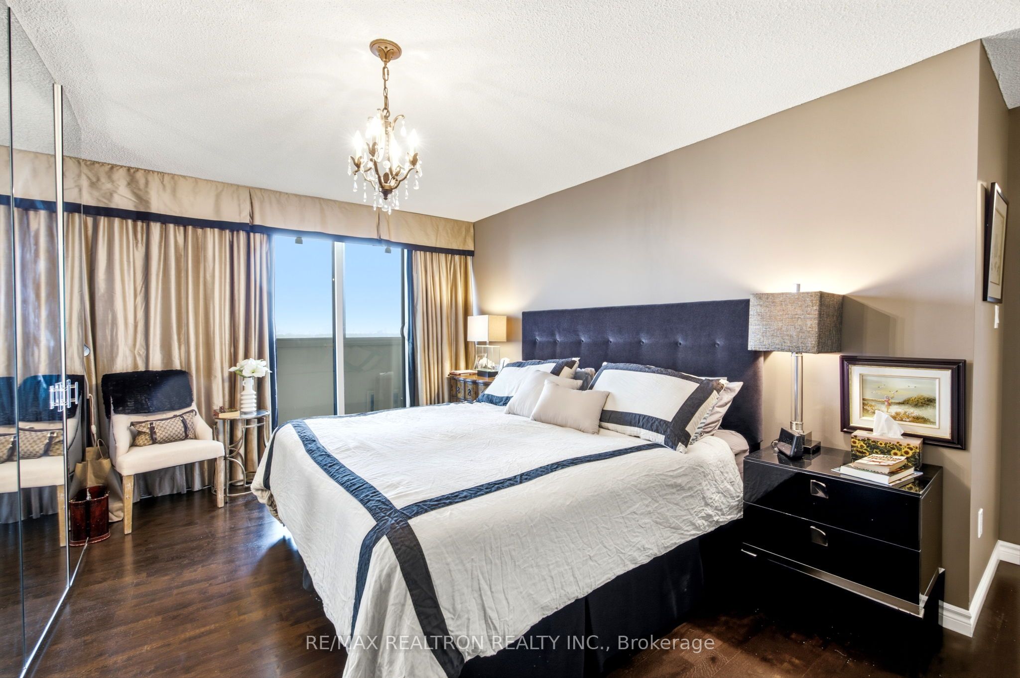 3000 Bathurst Street Ph3 Property Photo 8