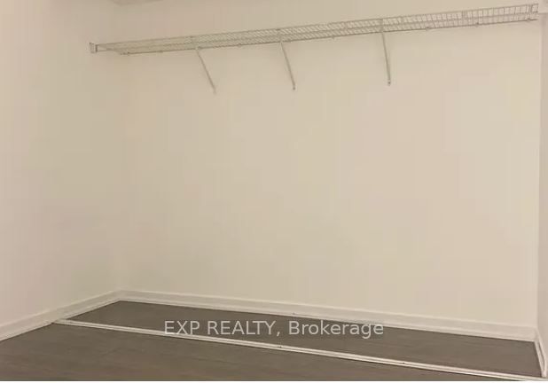 36 Lisgar Street 611e Property Photo 6