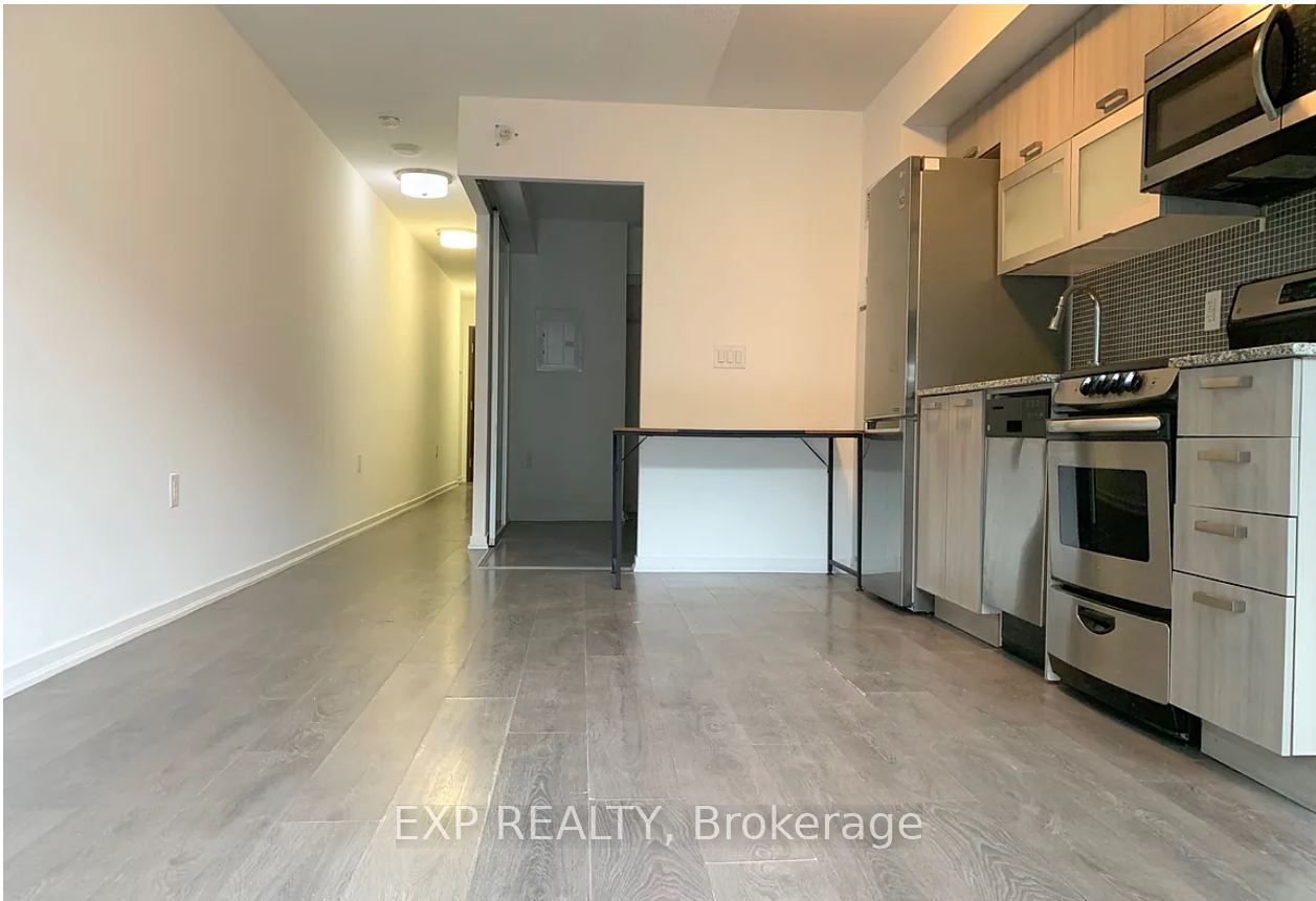 36 Lisgar Street 611e Property Photo 7