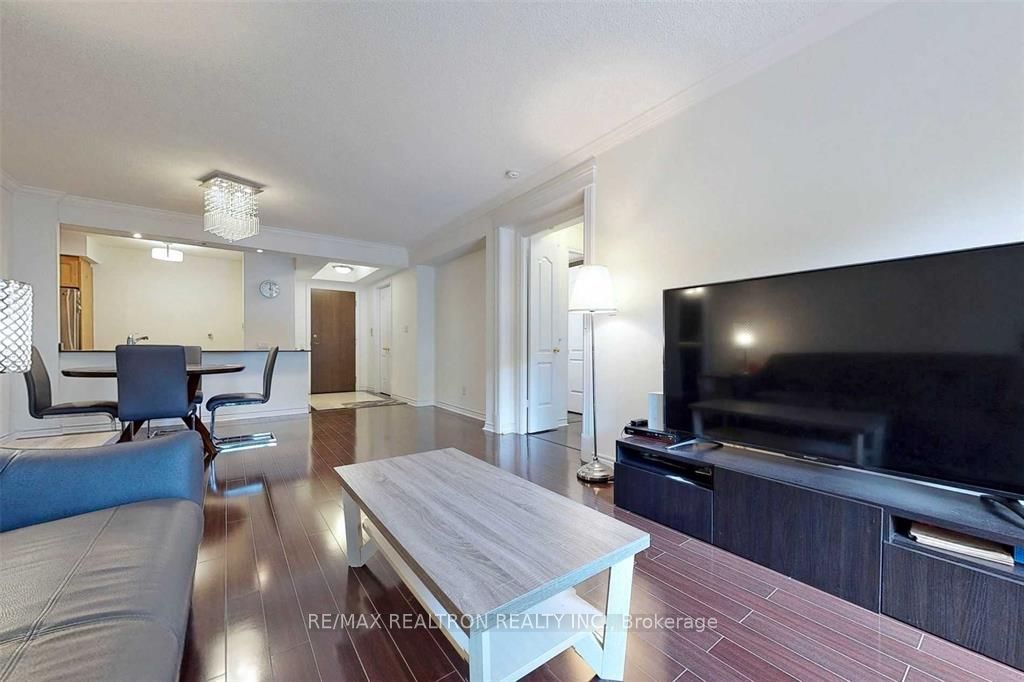 18 William Carson Crescent 211 Property Photo 6
