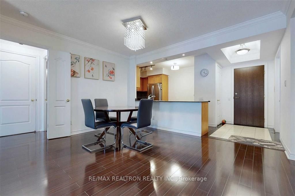 18 William Carson Crescent 211 Property Photo 7